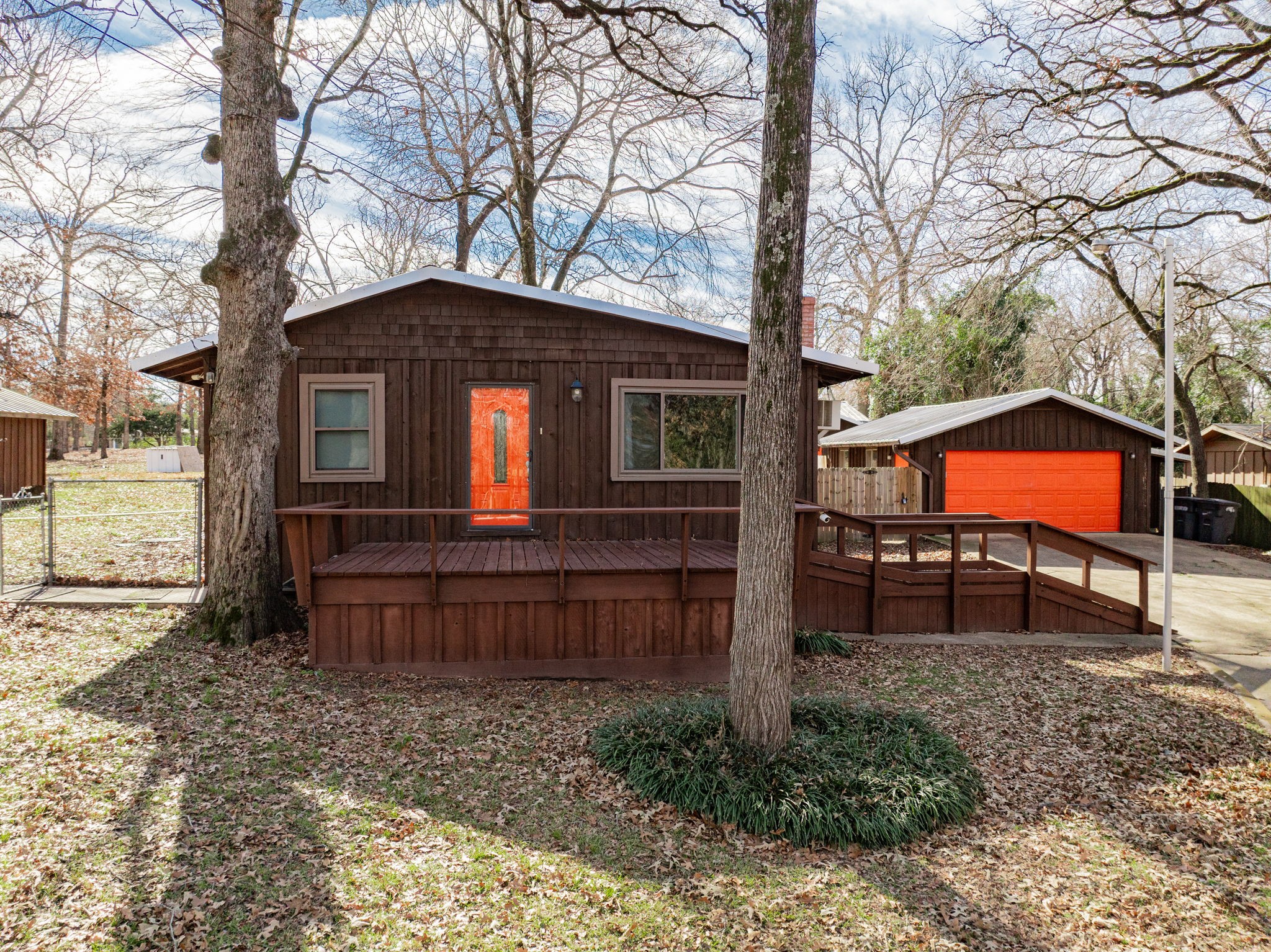 117 Whispering Oaks Trail