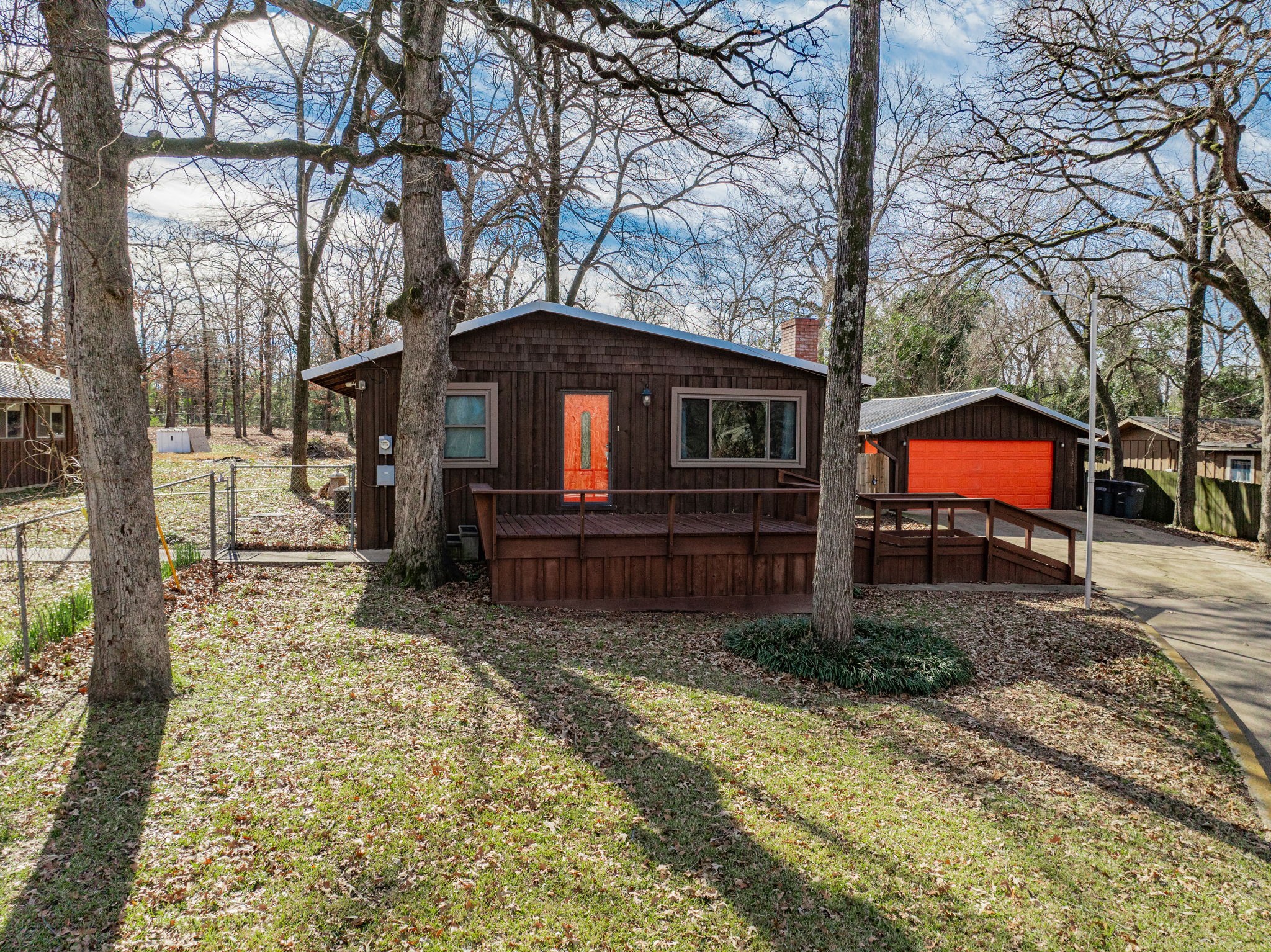 117 Whispering Oaks Trail