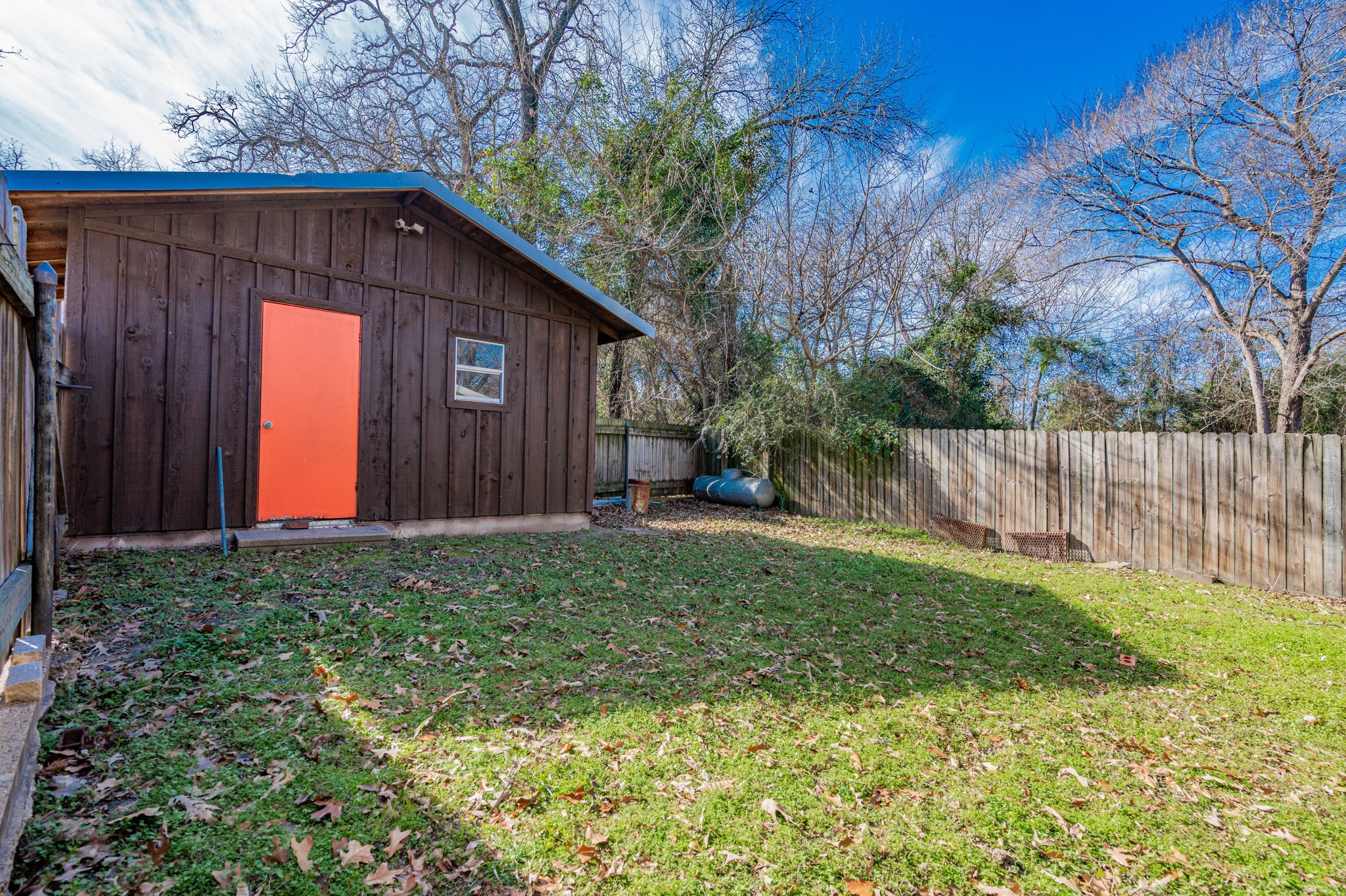 117 Whispering Oaks Trail