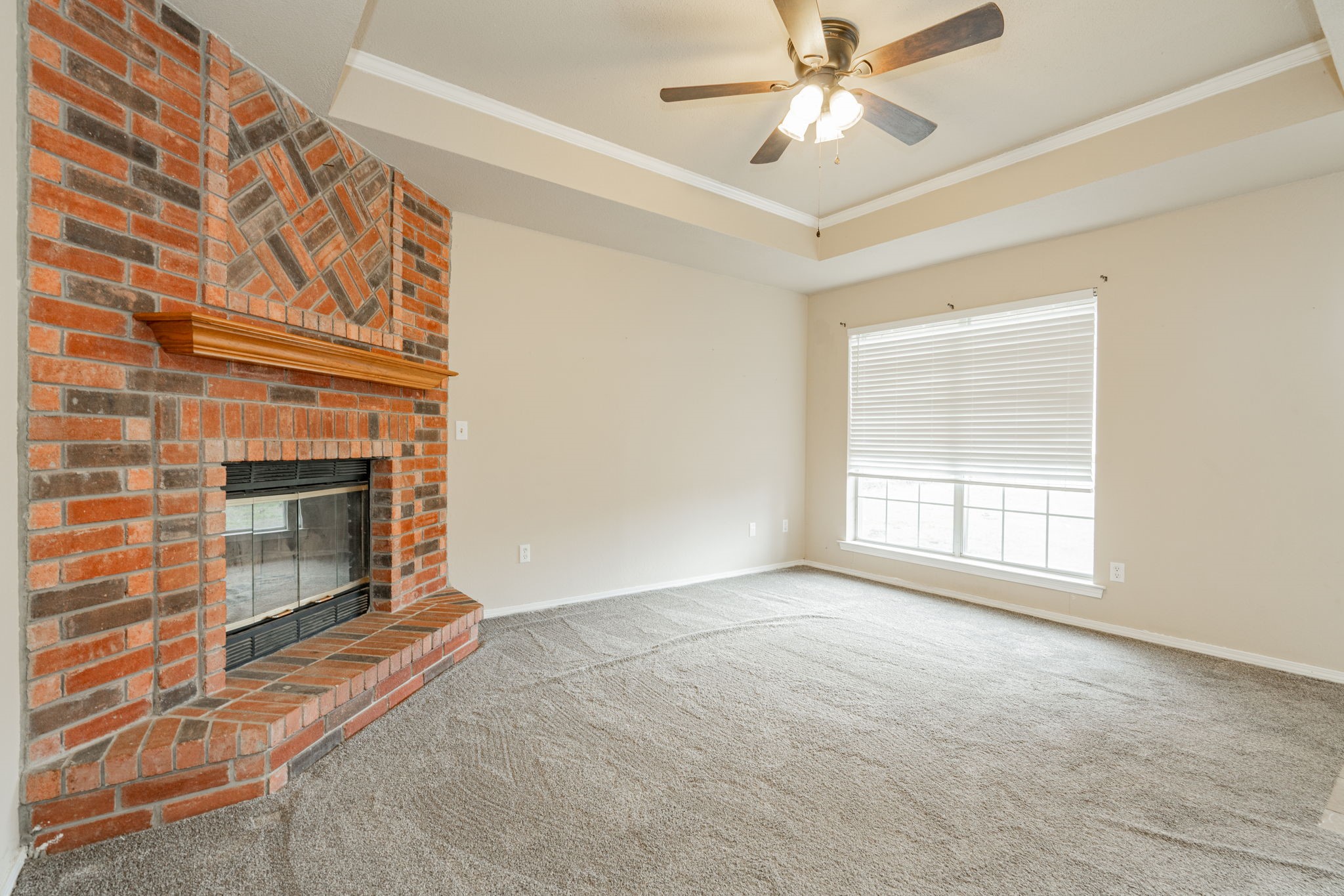 402 Creekside Drive