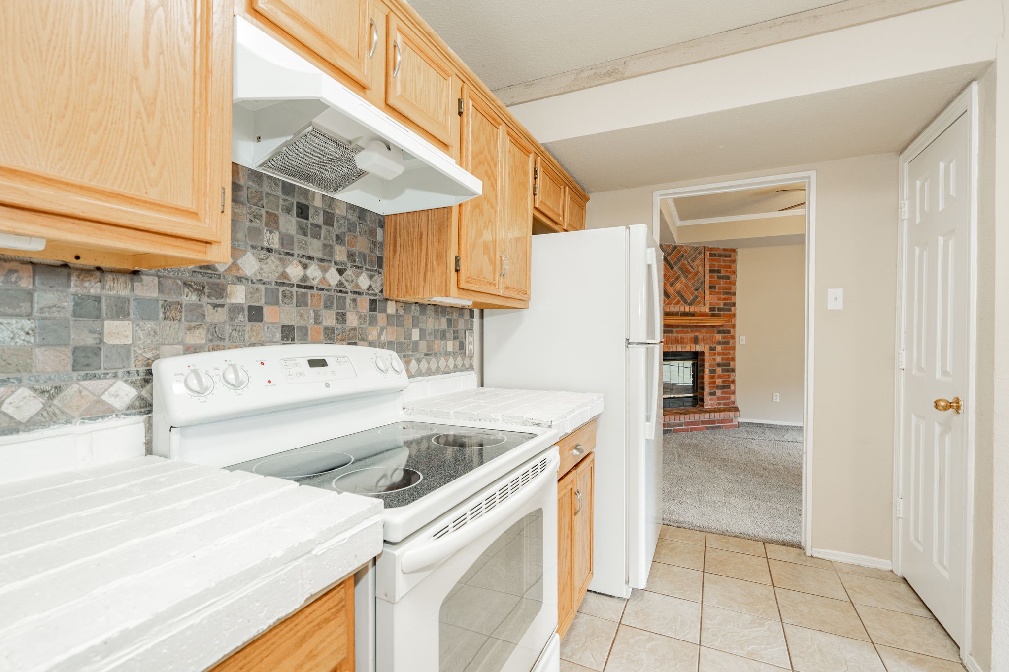 402 Creekside Drive