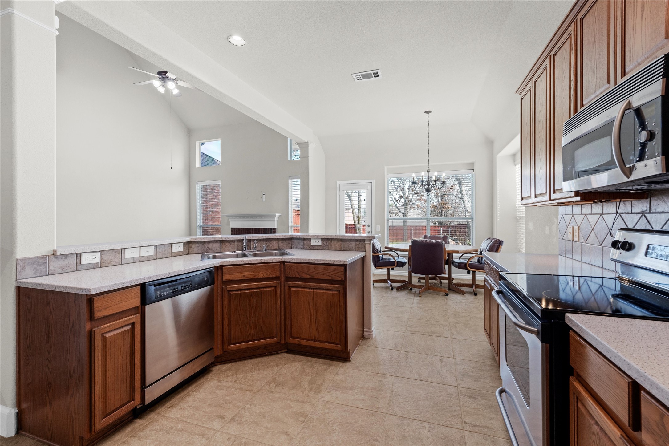 1250 Highland Drive