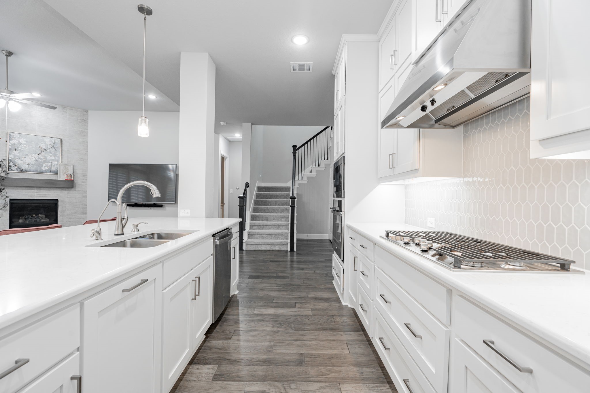 1208 Red Tailed Drive