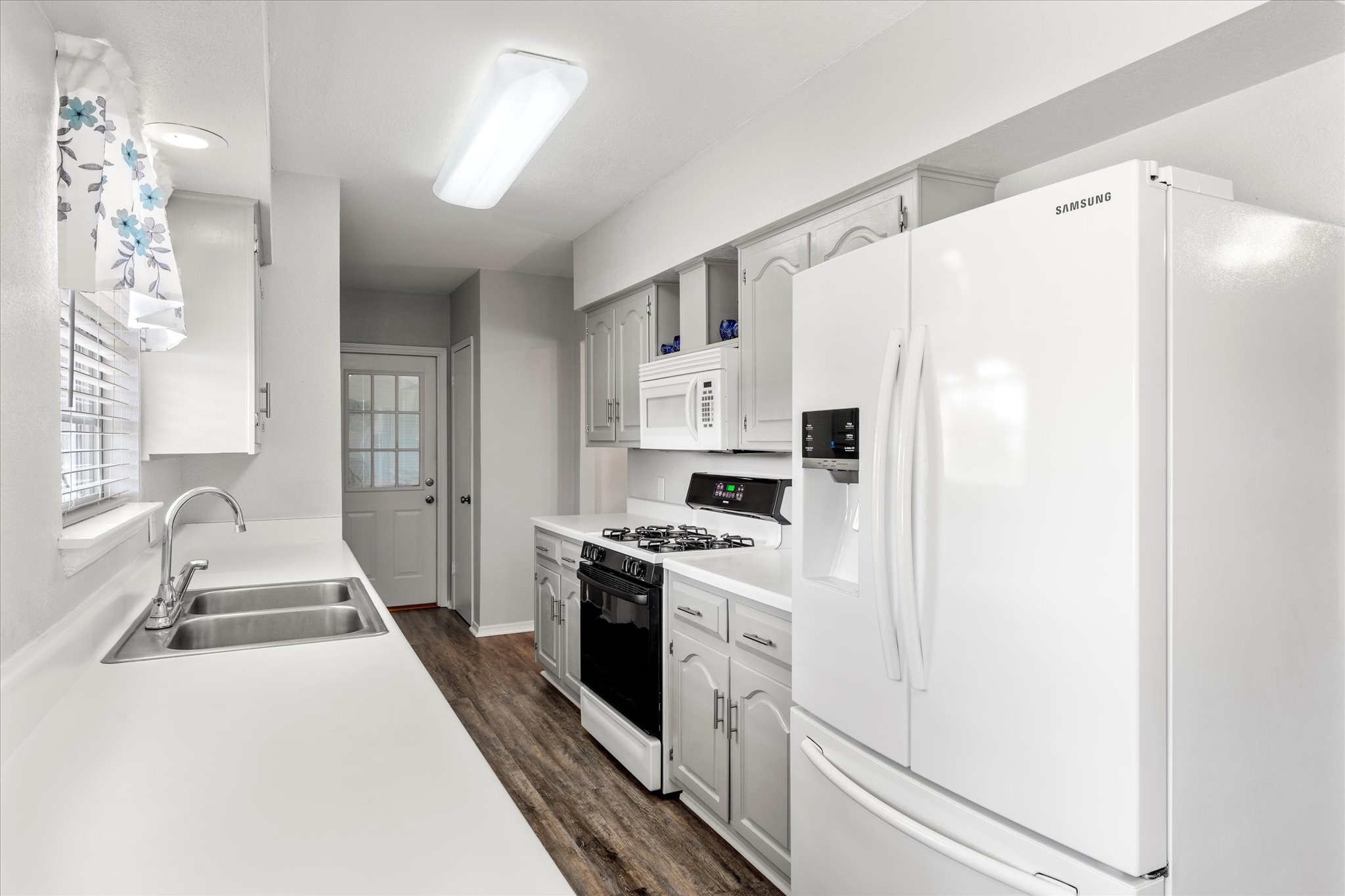 14201 Melody Lane