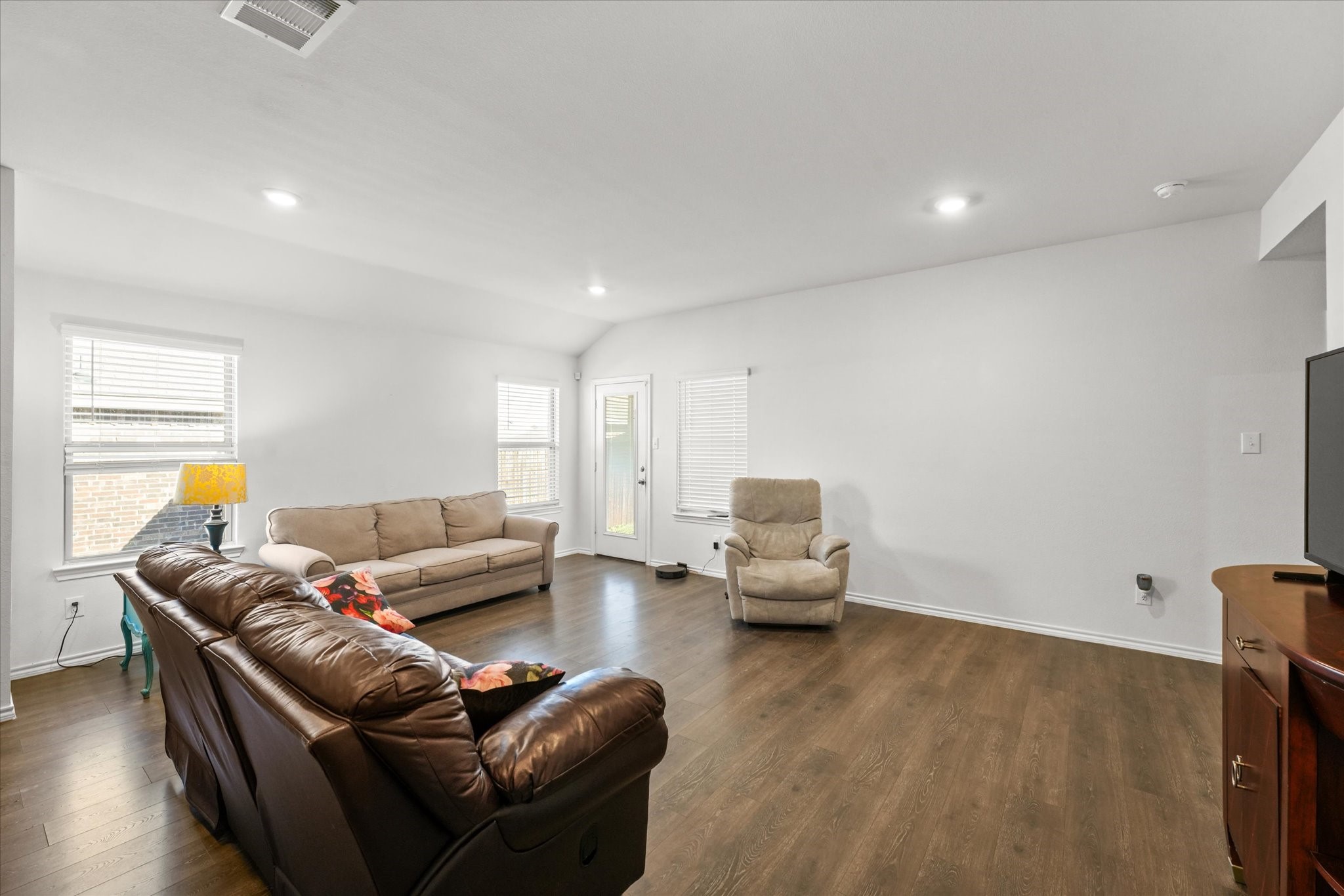 606 Chuck Wagon Drive
