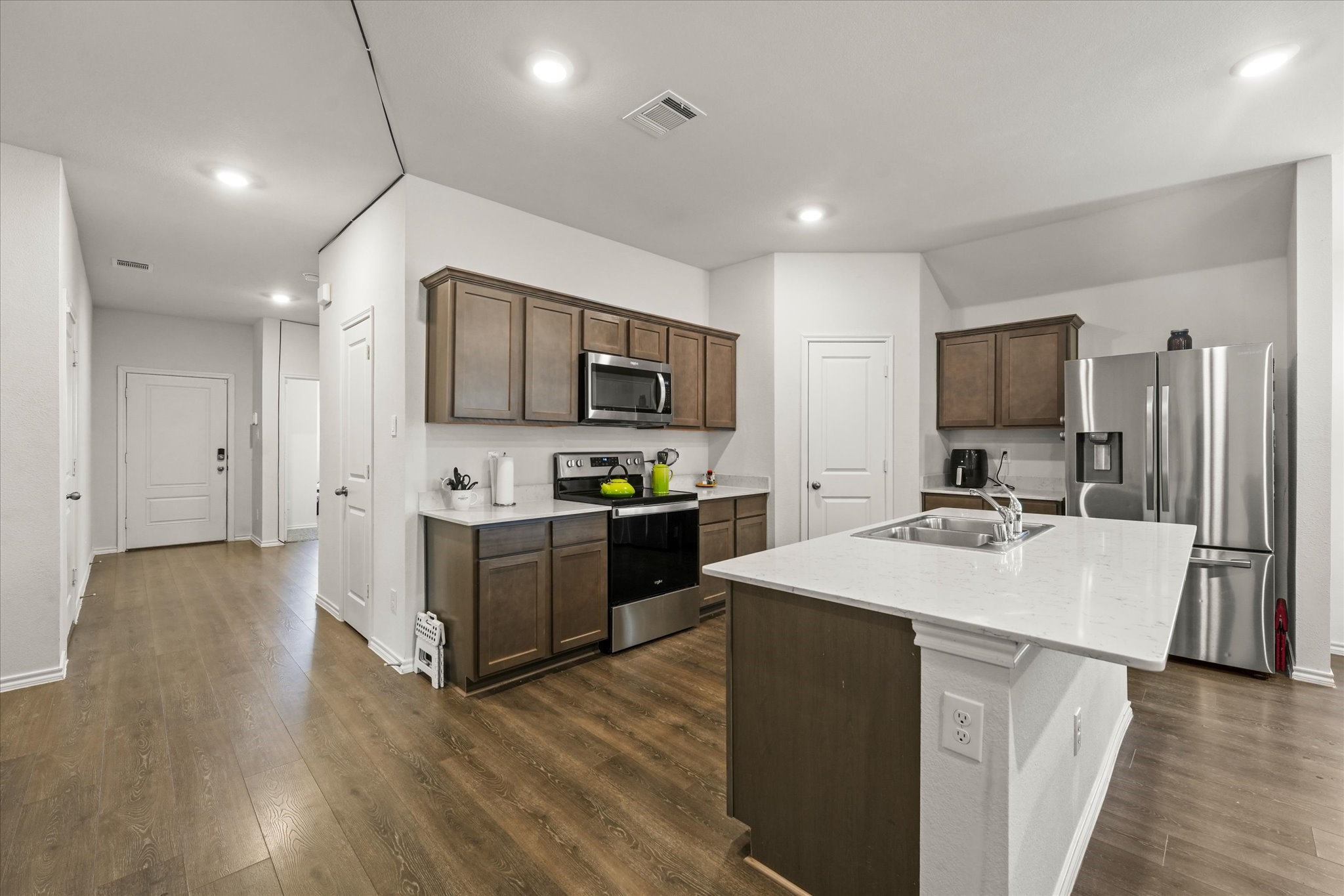 606 Chuck Wagon Drive
