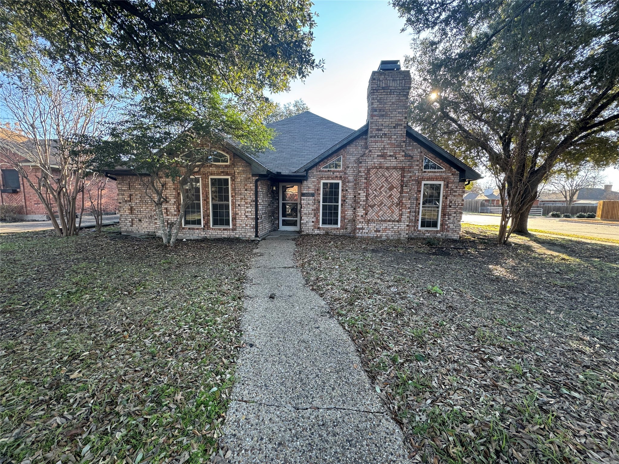 100 N Rustic Trail
