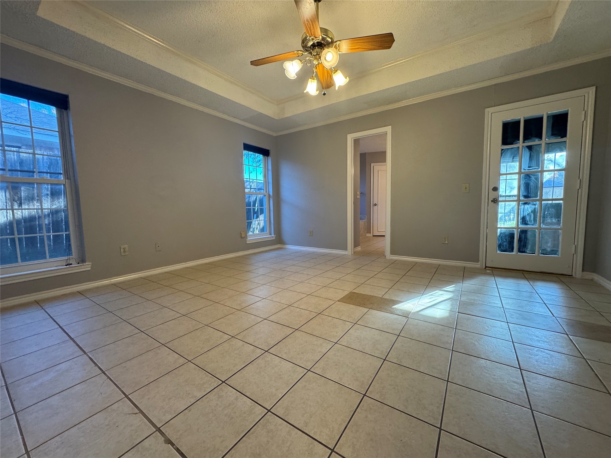 100 N Rustic Trail