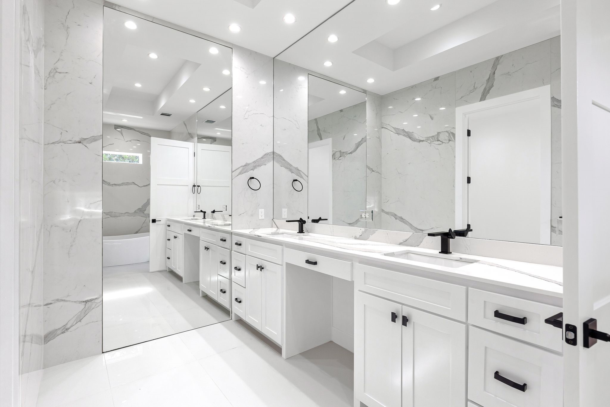 6293 Blackjack Oak Court