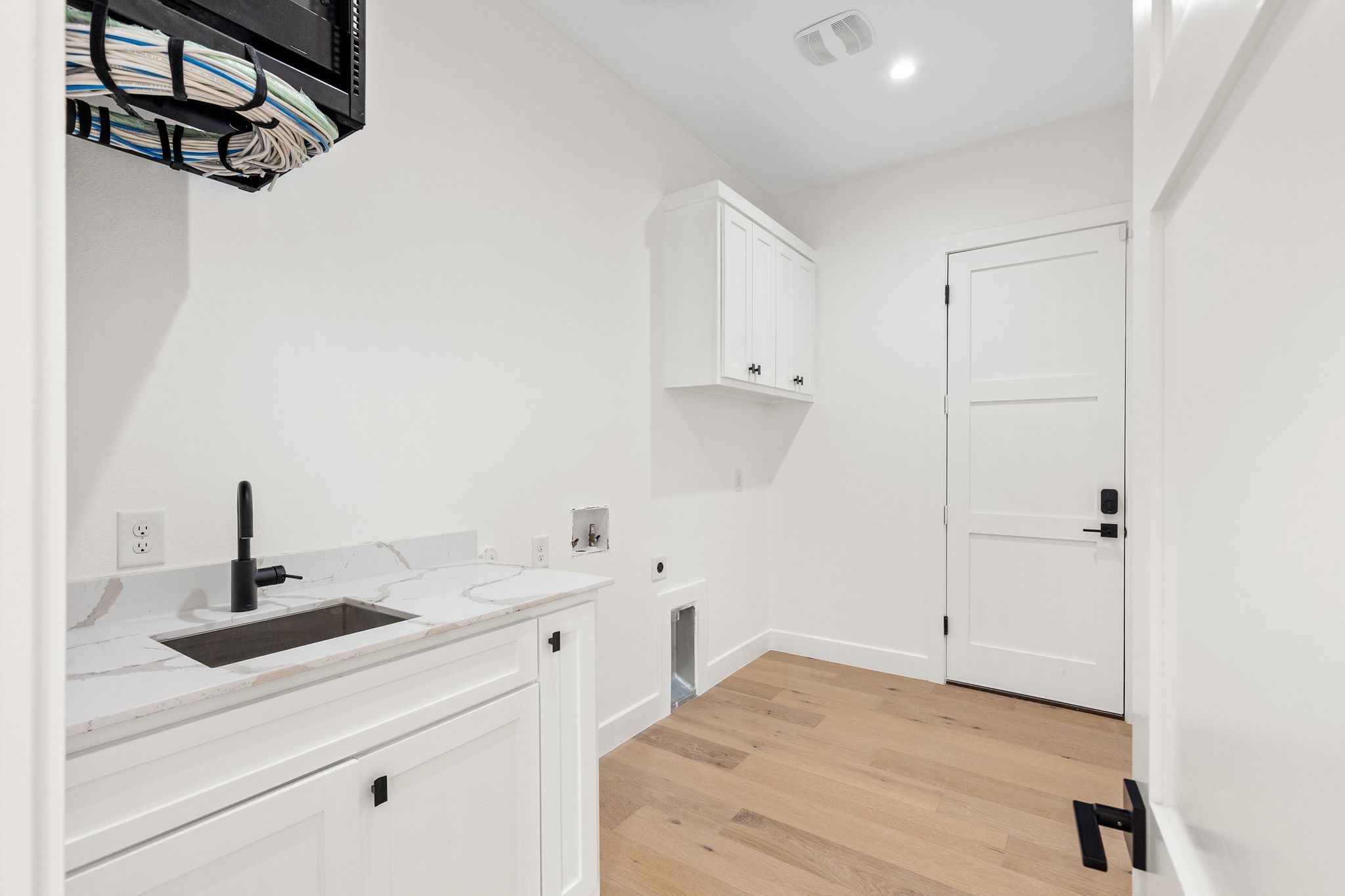 6293 Blackjack Oak Court