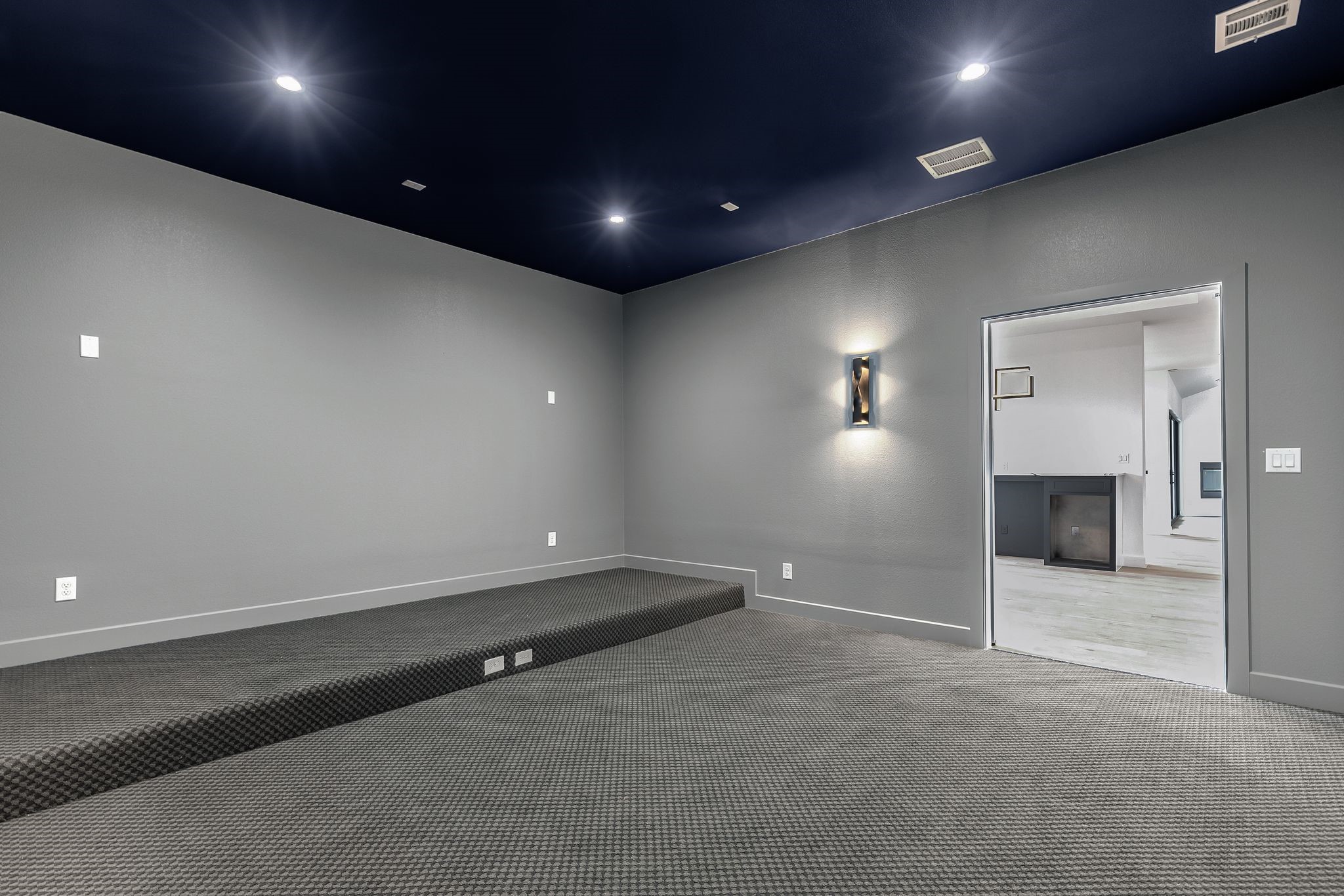 6293 Blackjack Oak Court