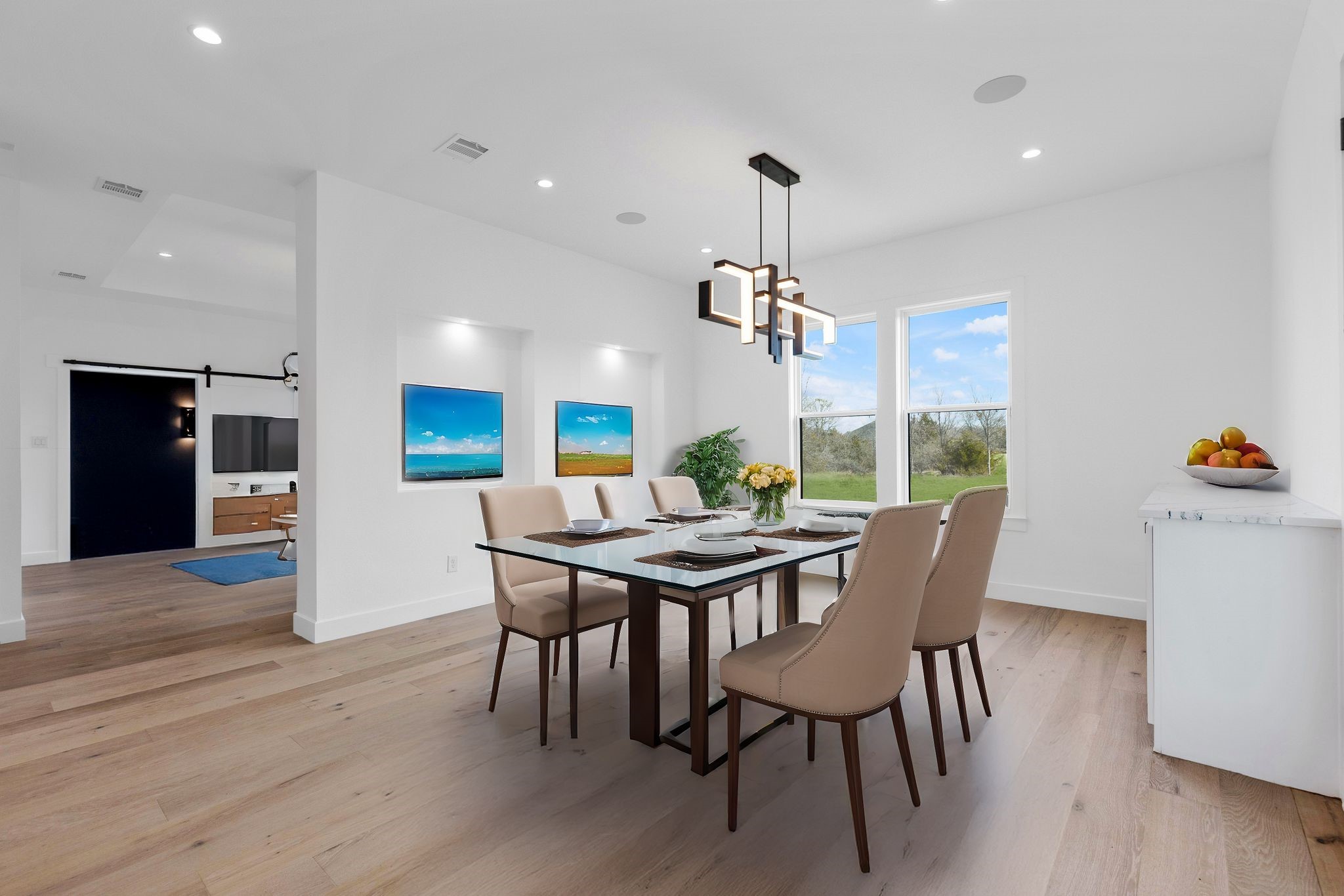 6293 Blackjack Oak Court