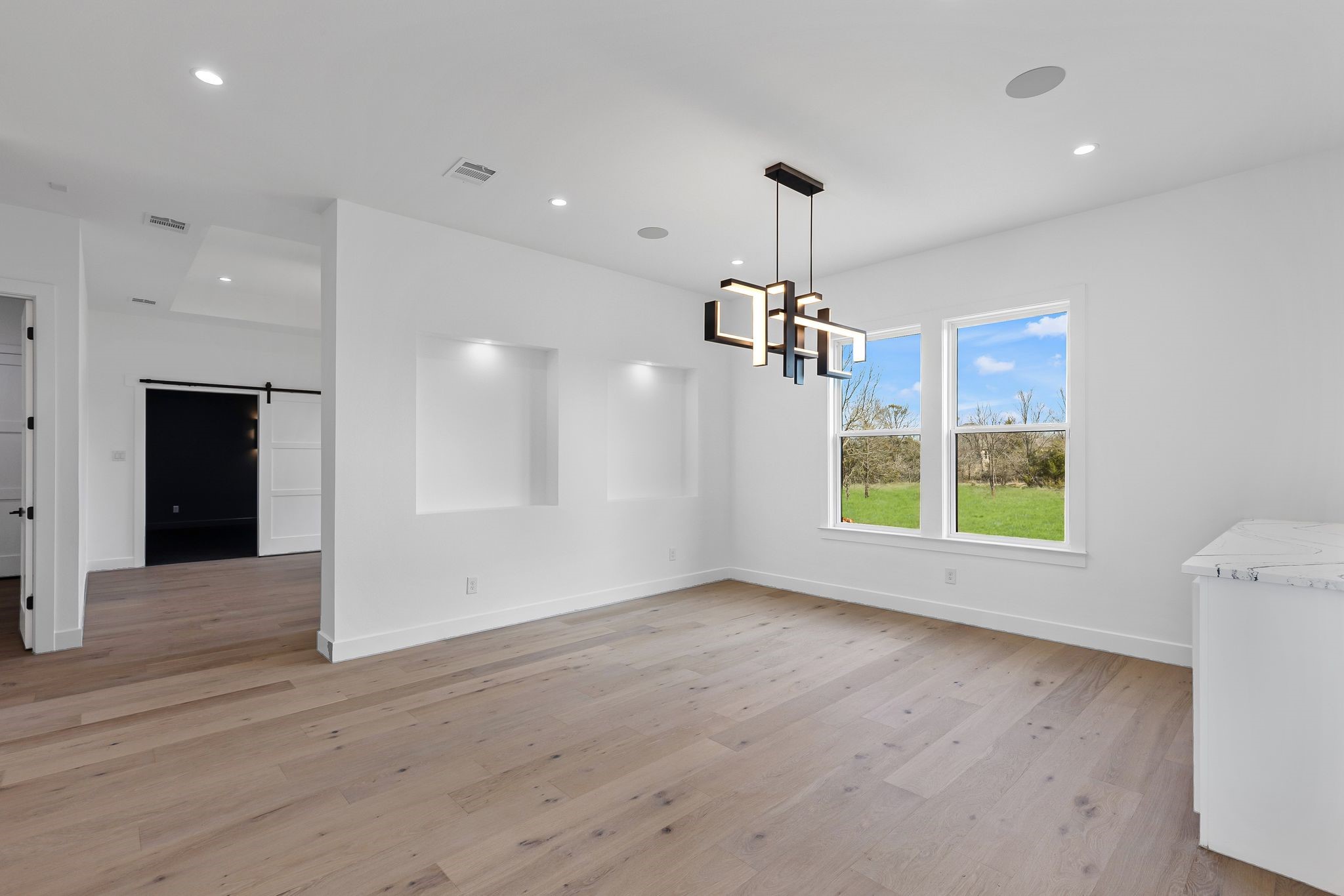 6293 Blackjack Oak Court