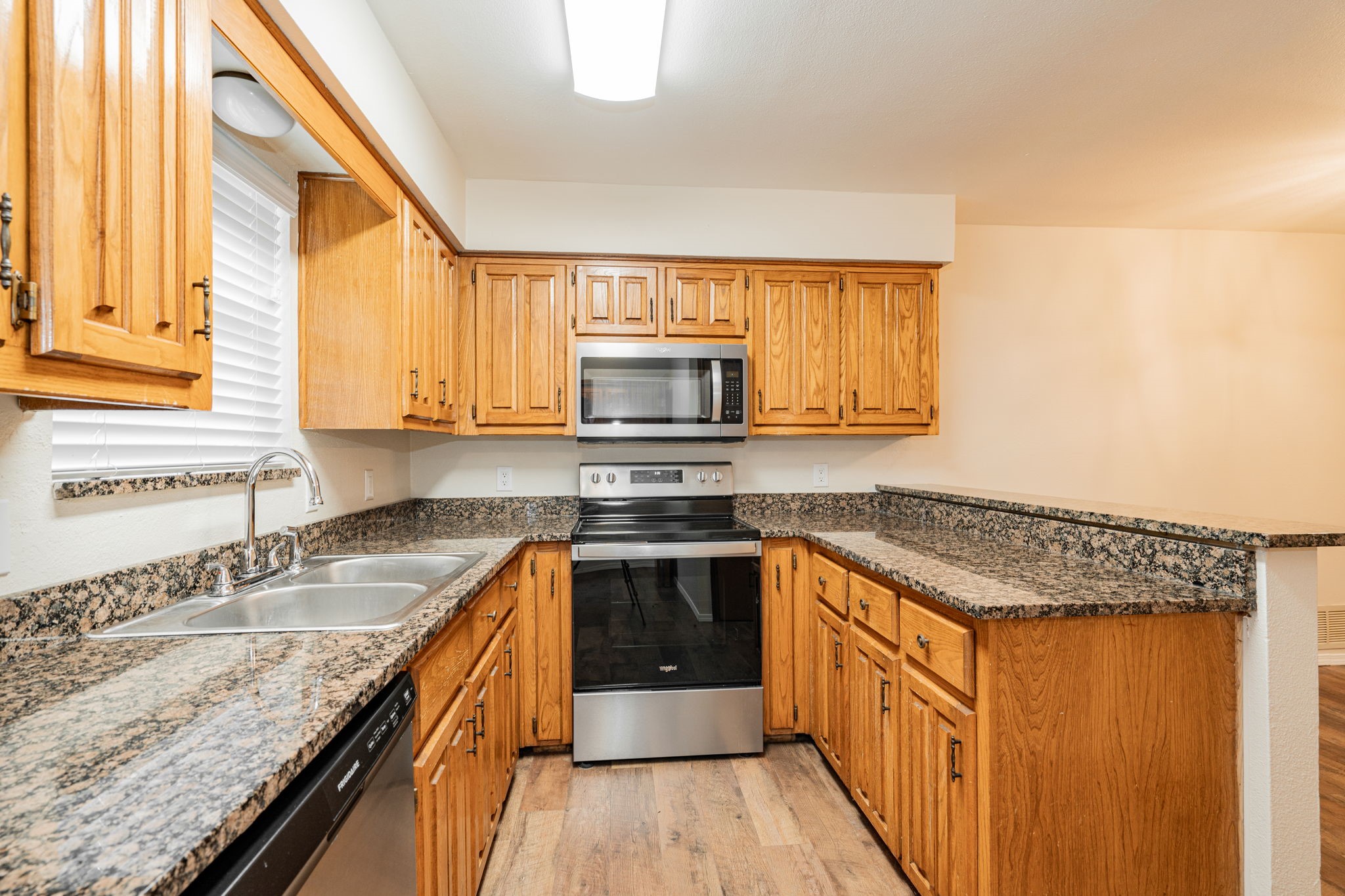 3259 Northview