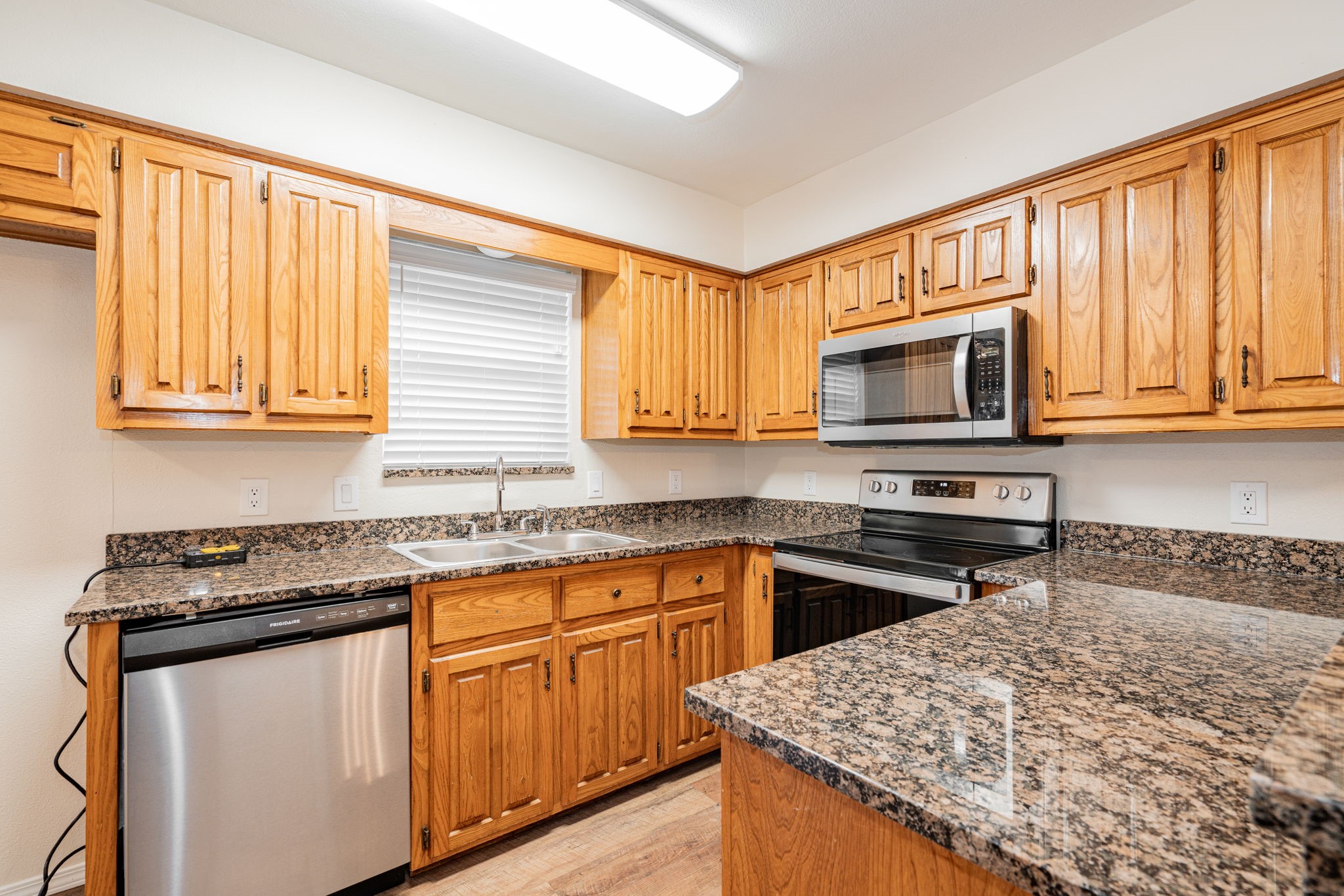 3259 Northview