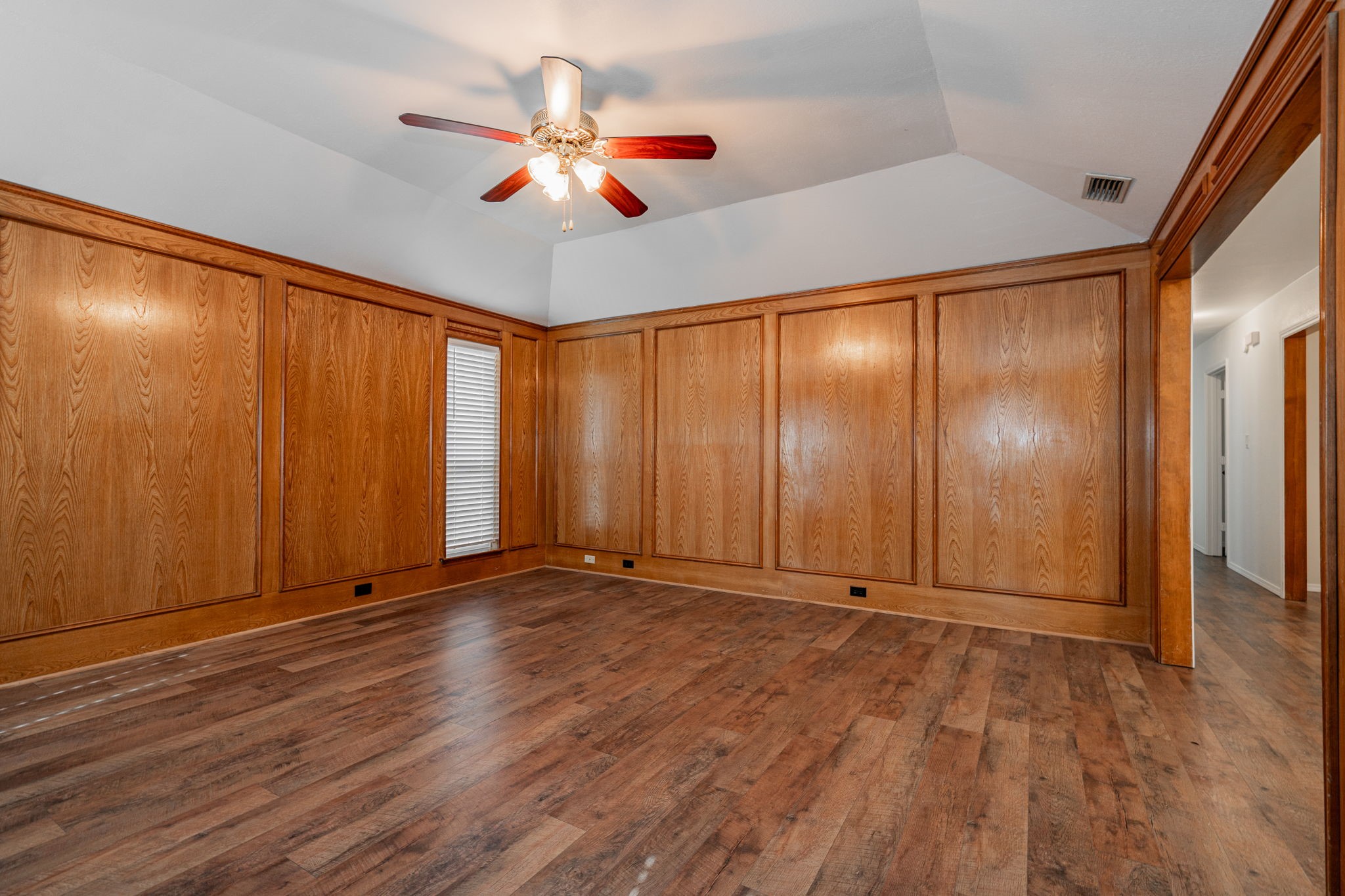 3259 Northview