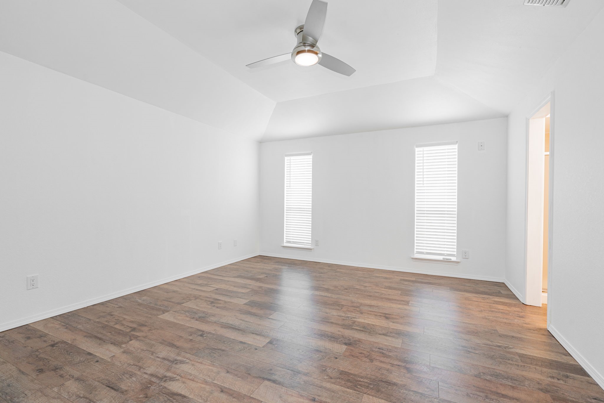 3259 Northview