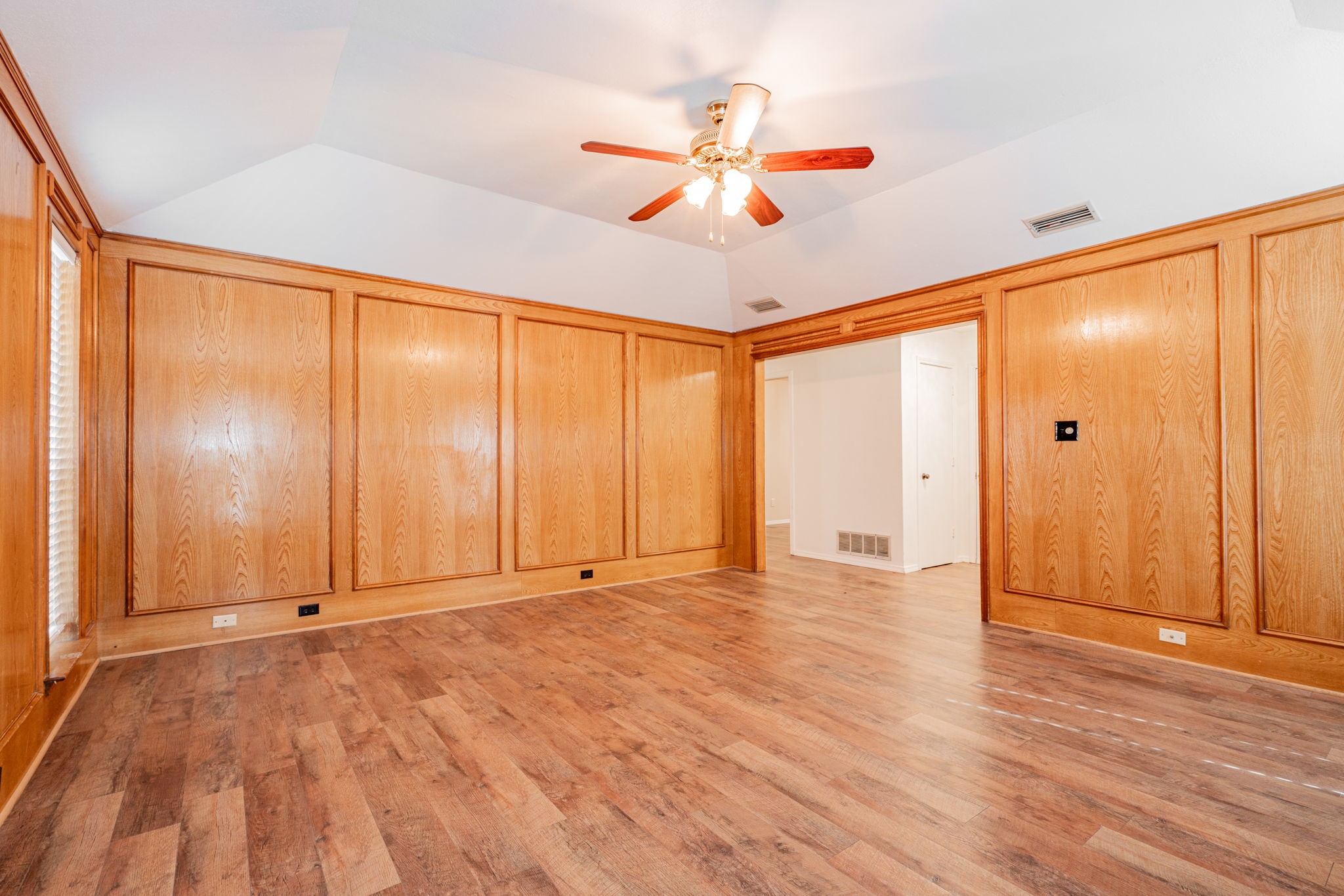 3259 Northview