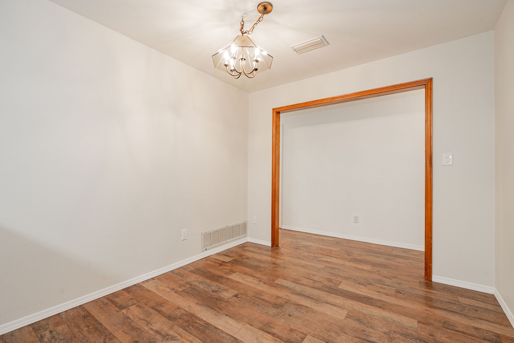 3259 Northview