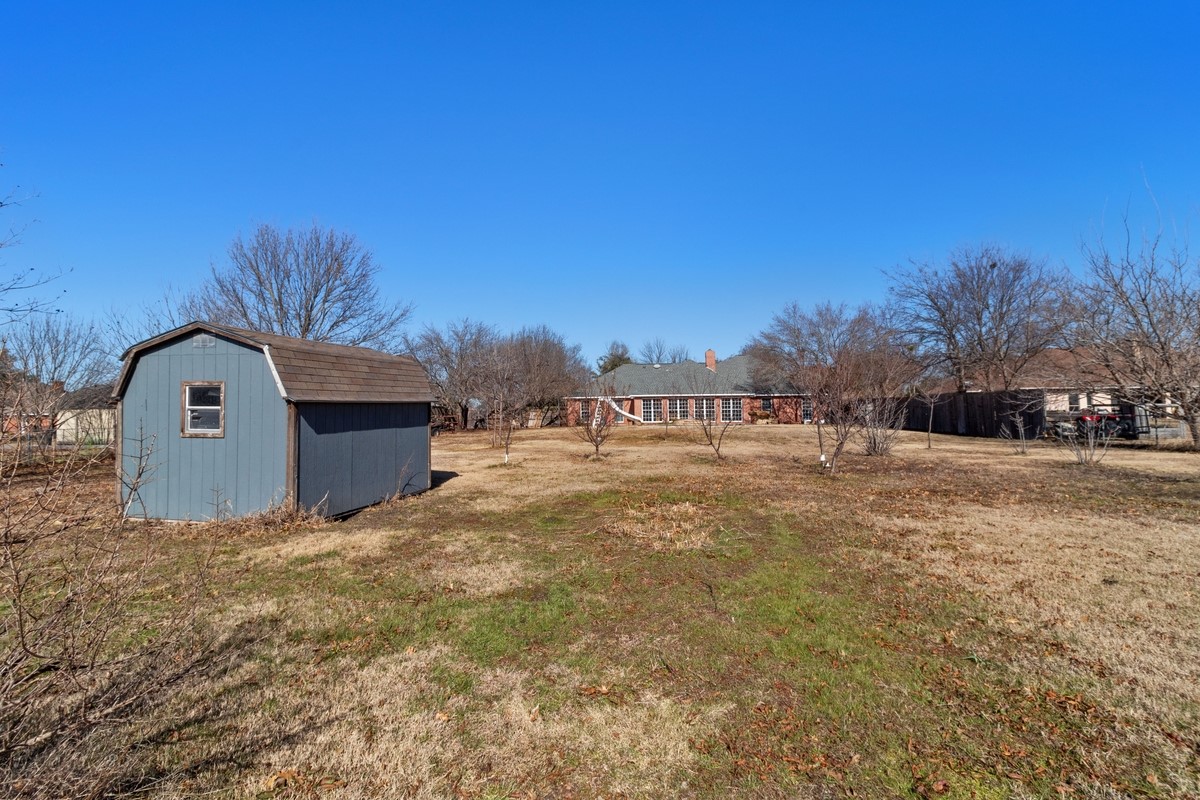140 Suburban Drive