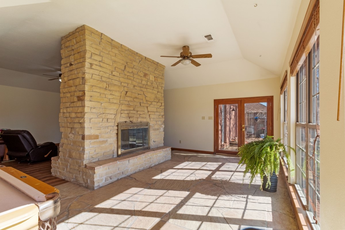 140 Suburban Drive