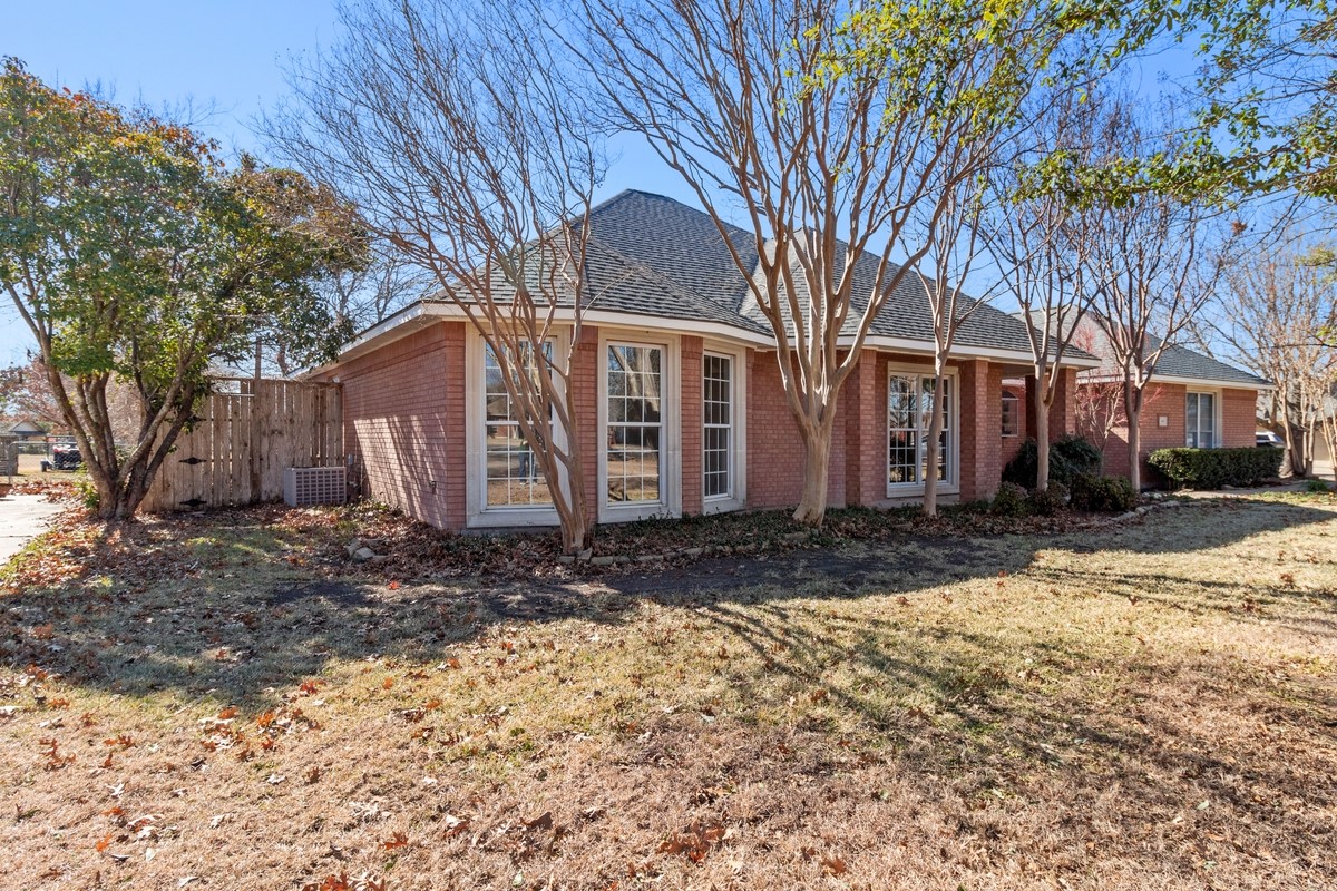 140 Suburban Drive