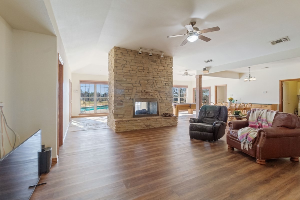140 Suburban Drive