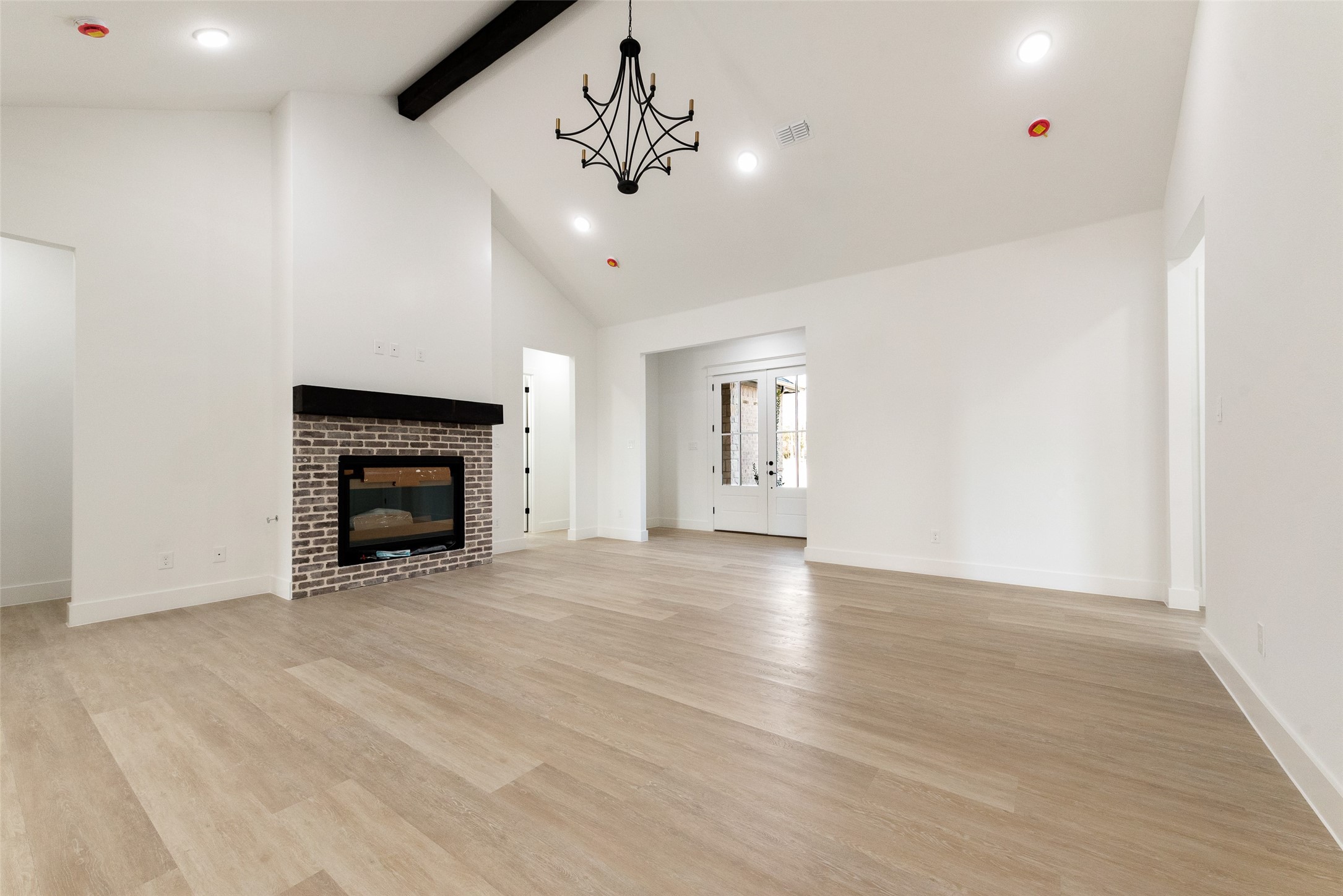 1323 Emma Road