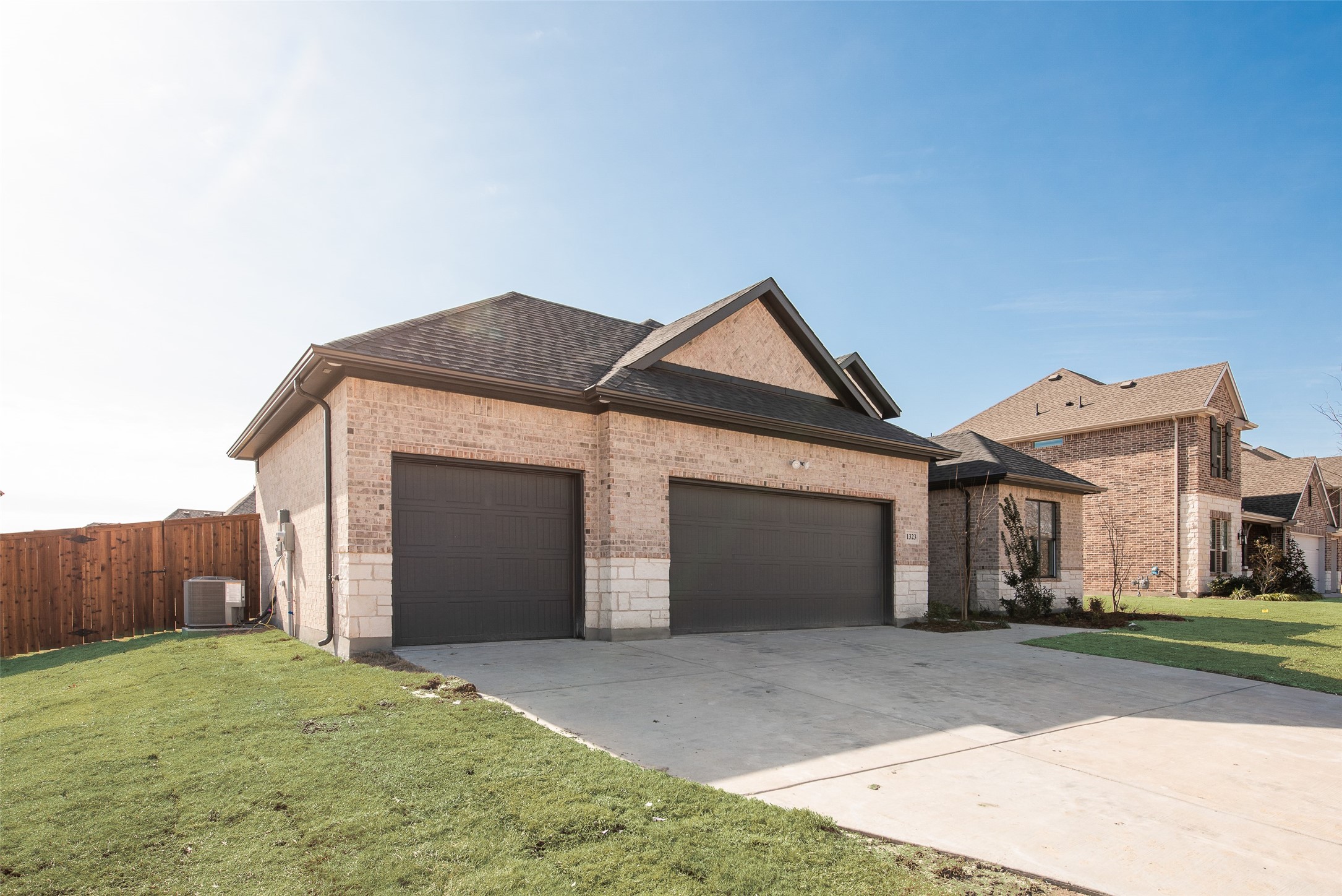 1323 Emma Road