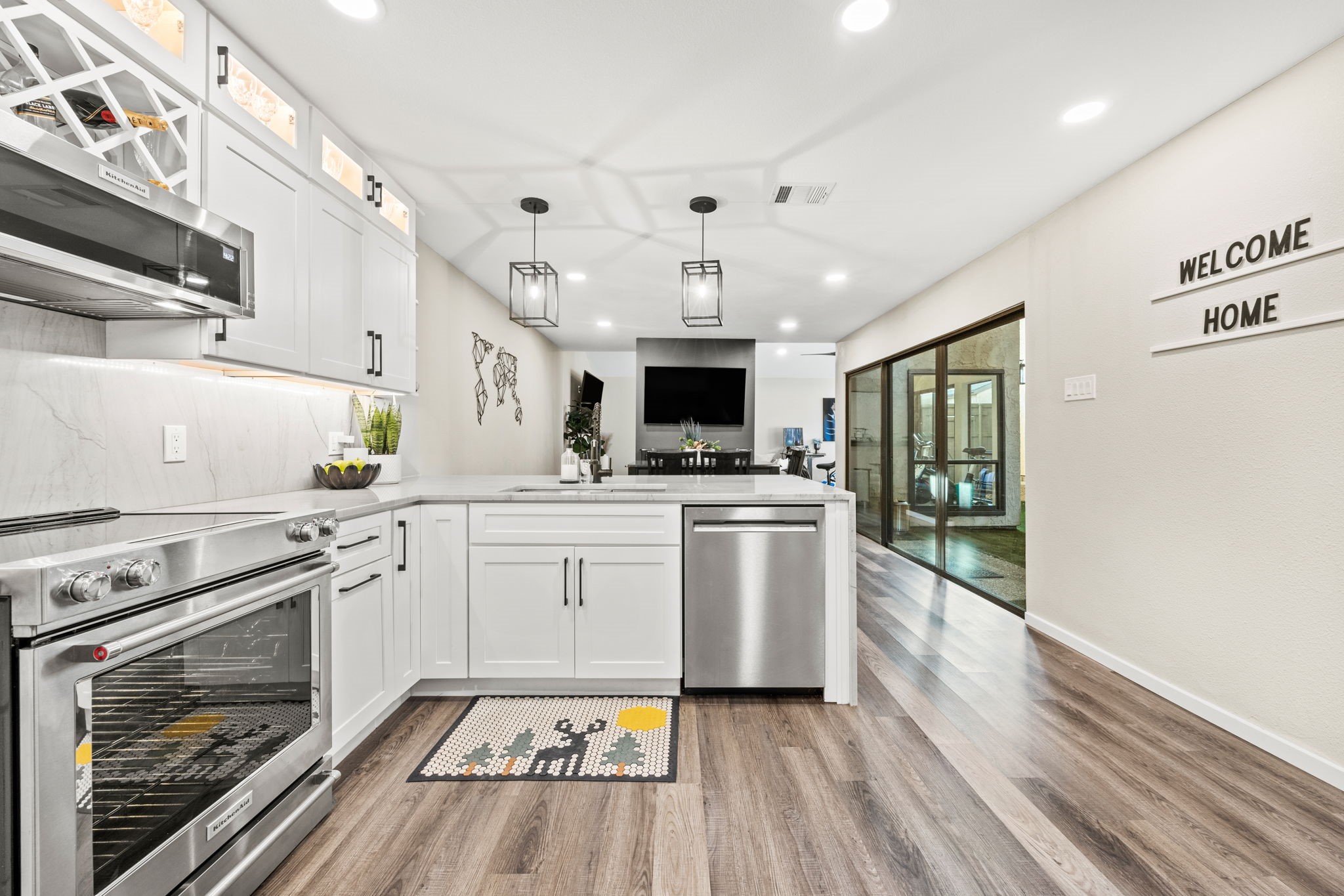9812 Matchpoint Place