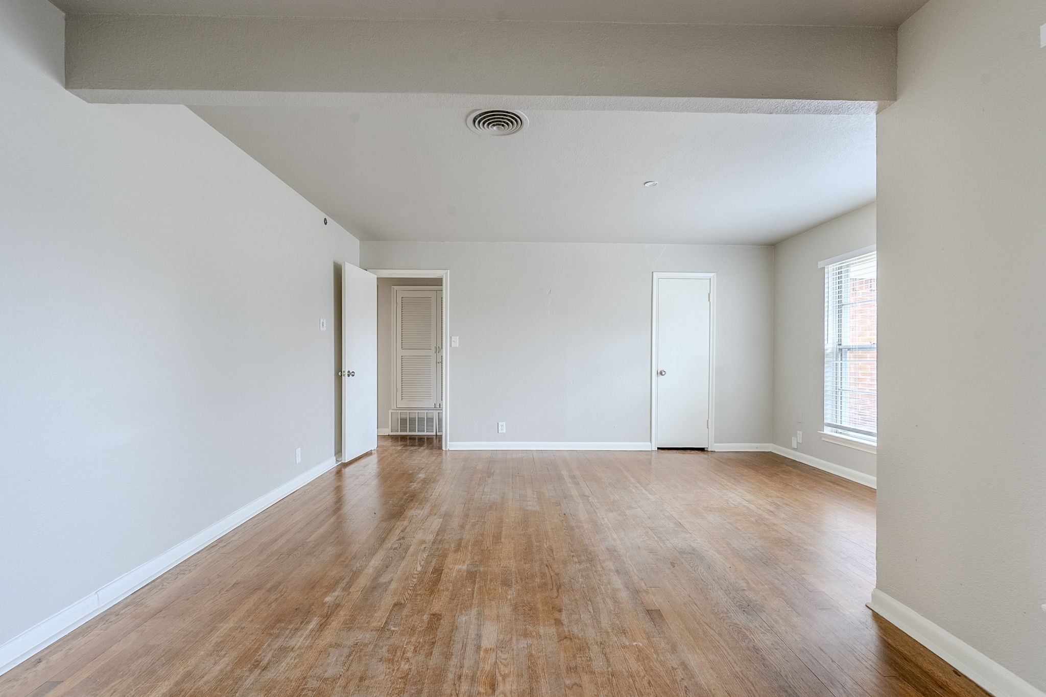 6621 Sheridan Road