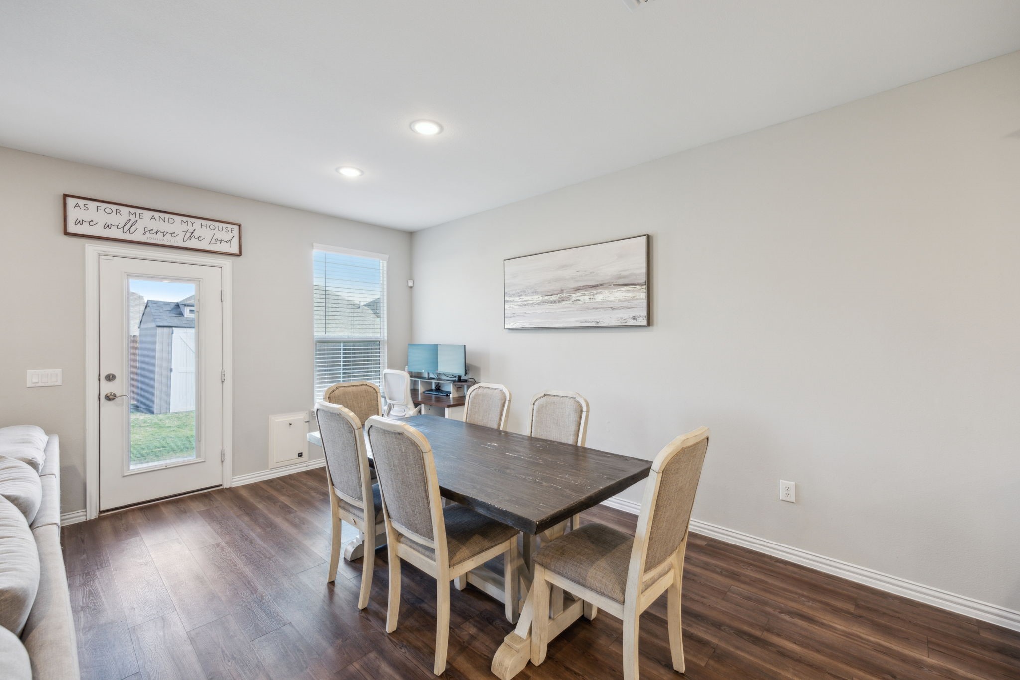 232 Hadley Lane