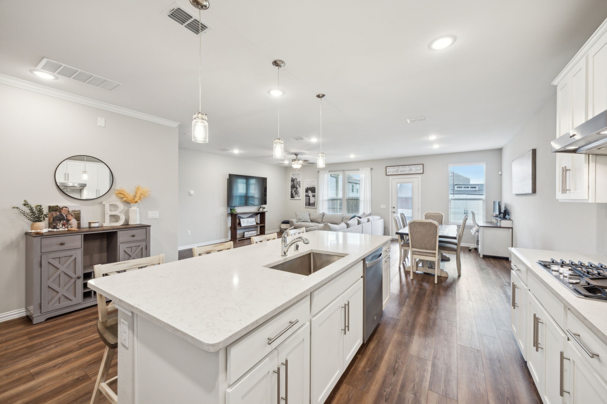 232 Hadley Lane