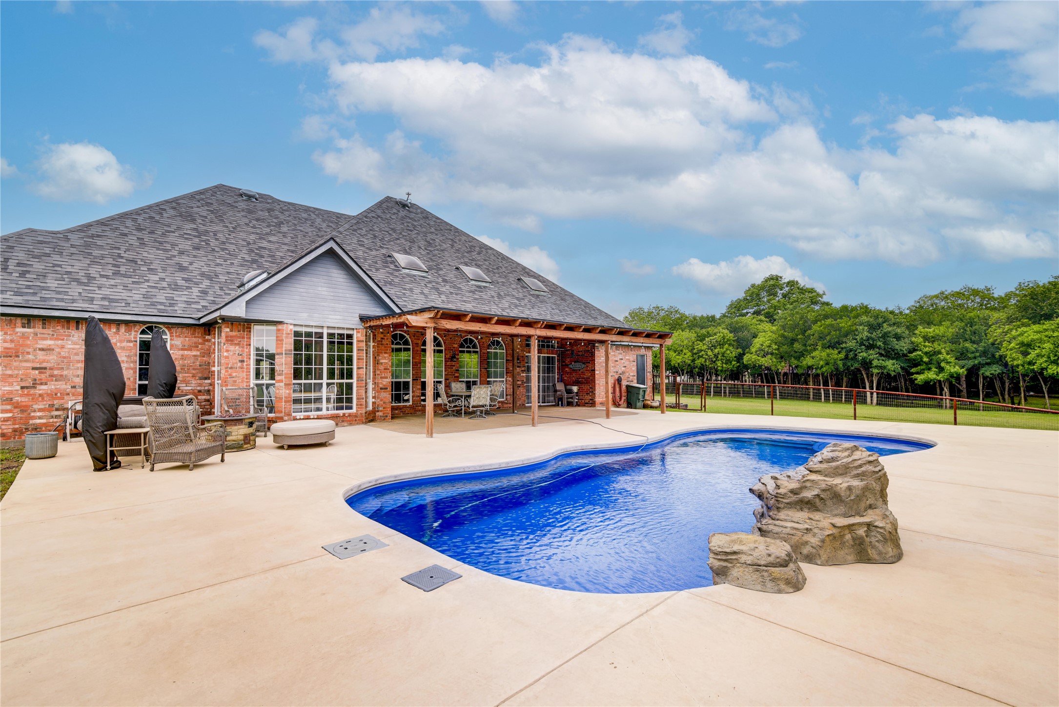 243 Green Meadow Court