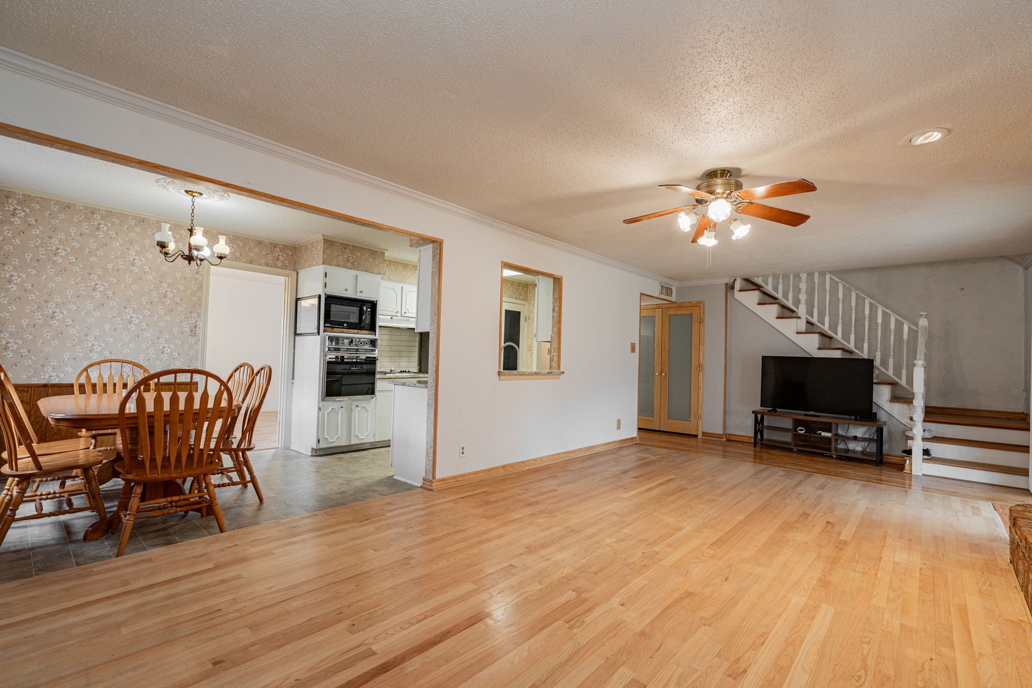 1507 Sharon Drive