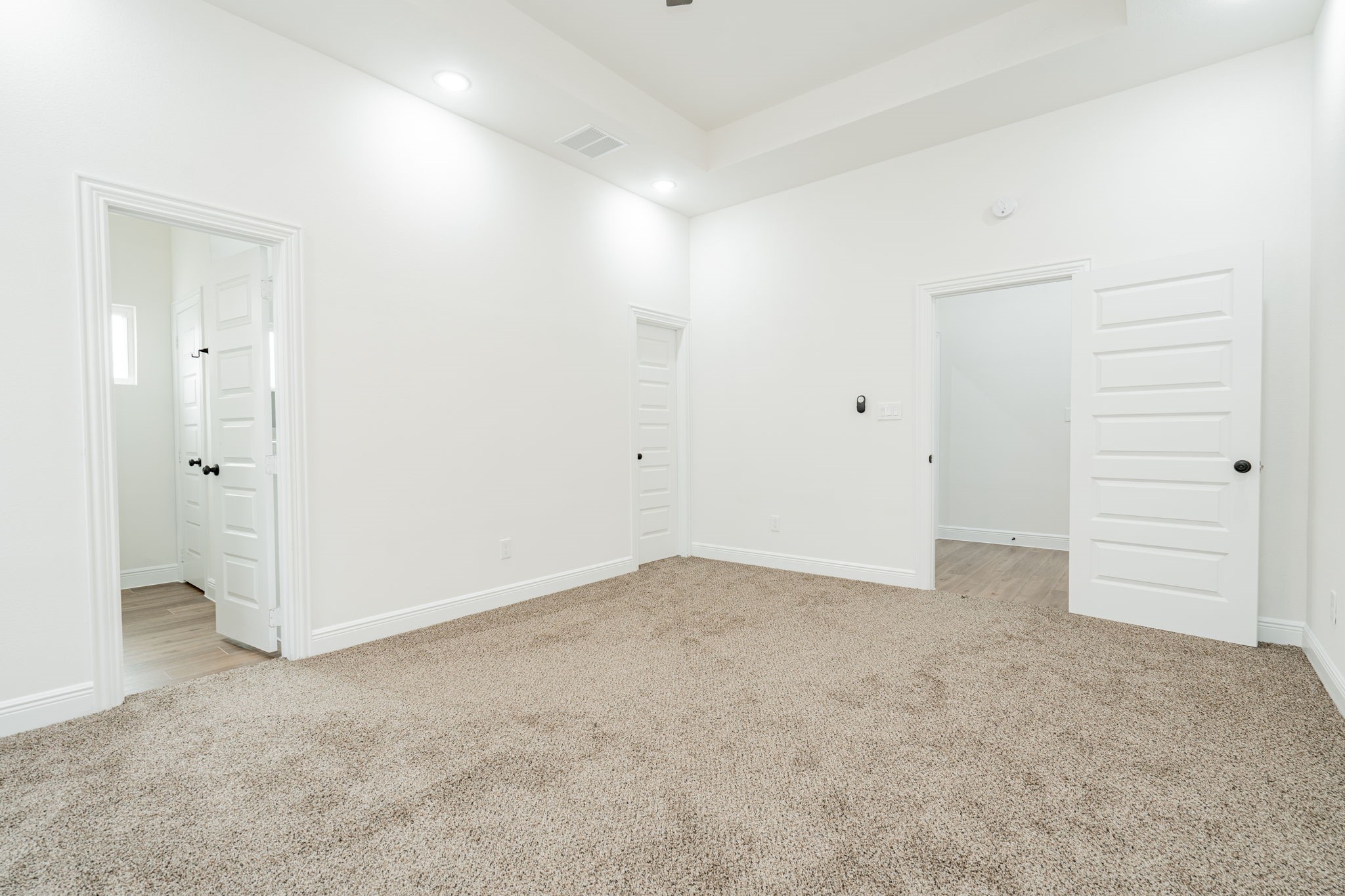 5018 Wadsworth Drive