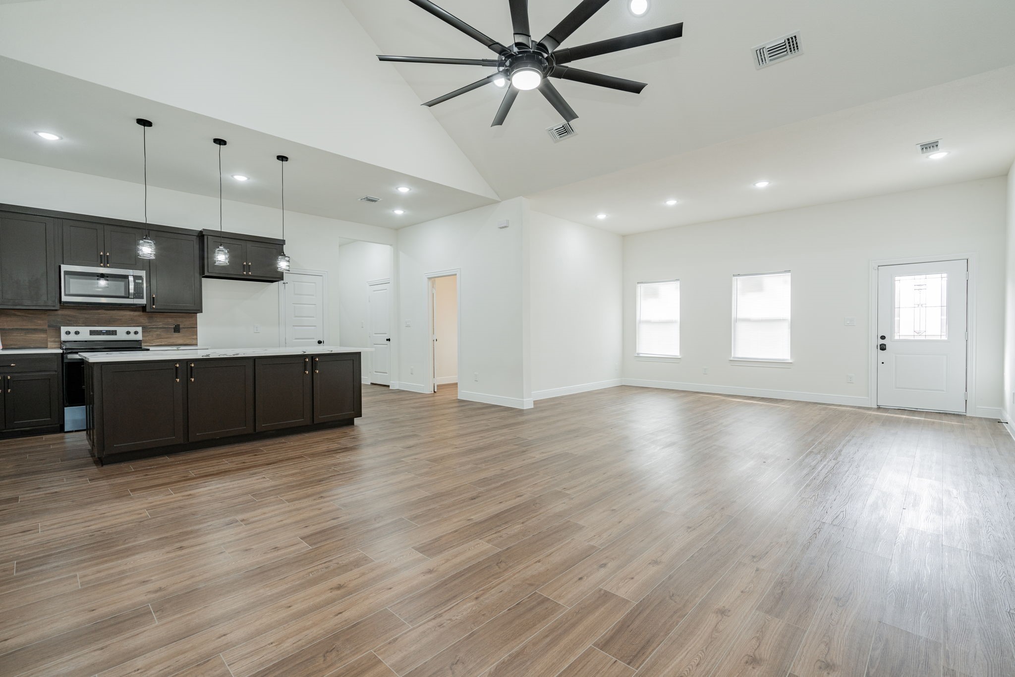 5018 Wadsworth Drive