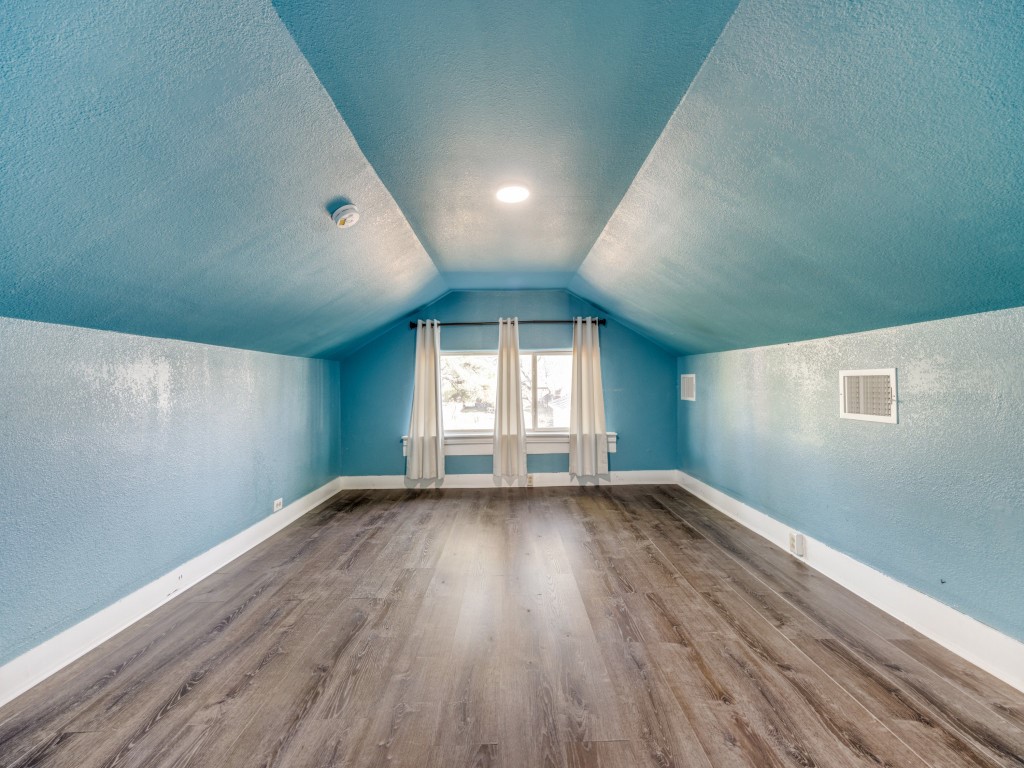 311 W Acheson Street