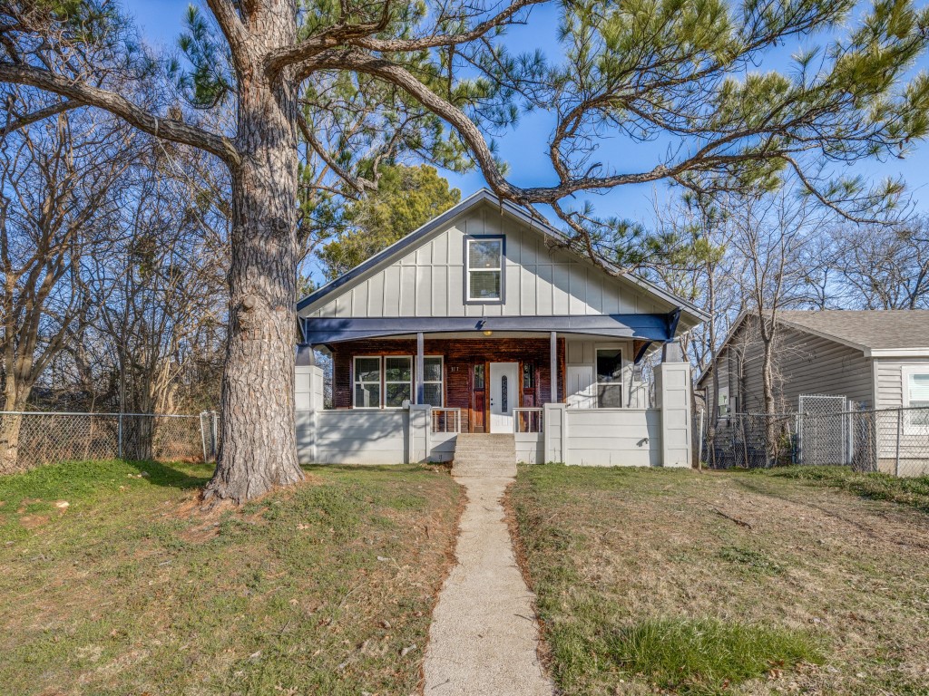 311 W Acheson Street