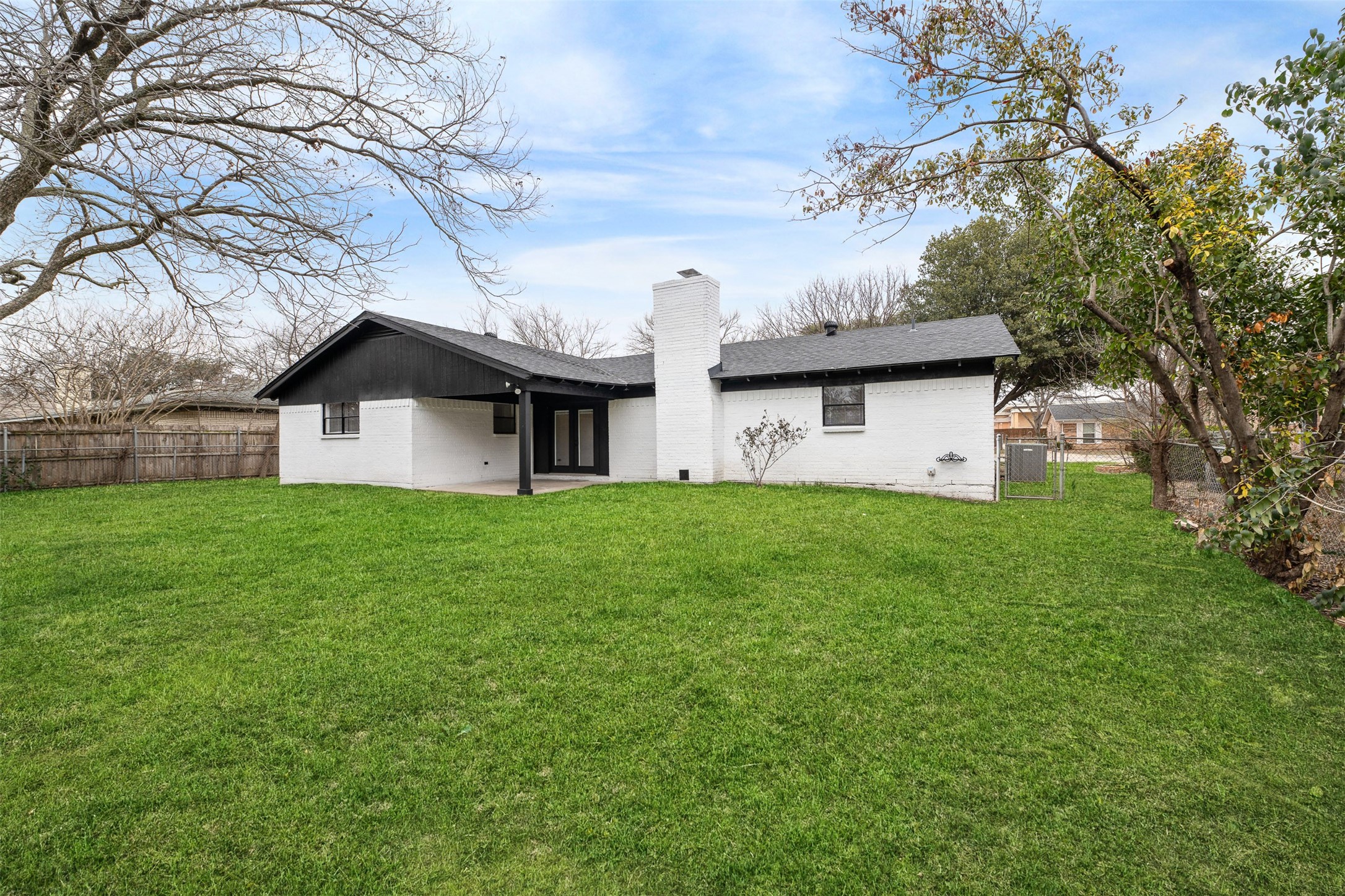3215 Glenmont Drive