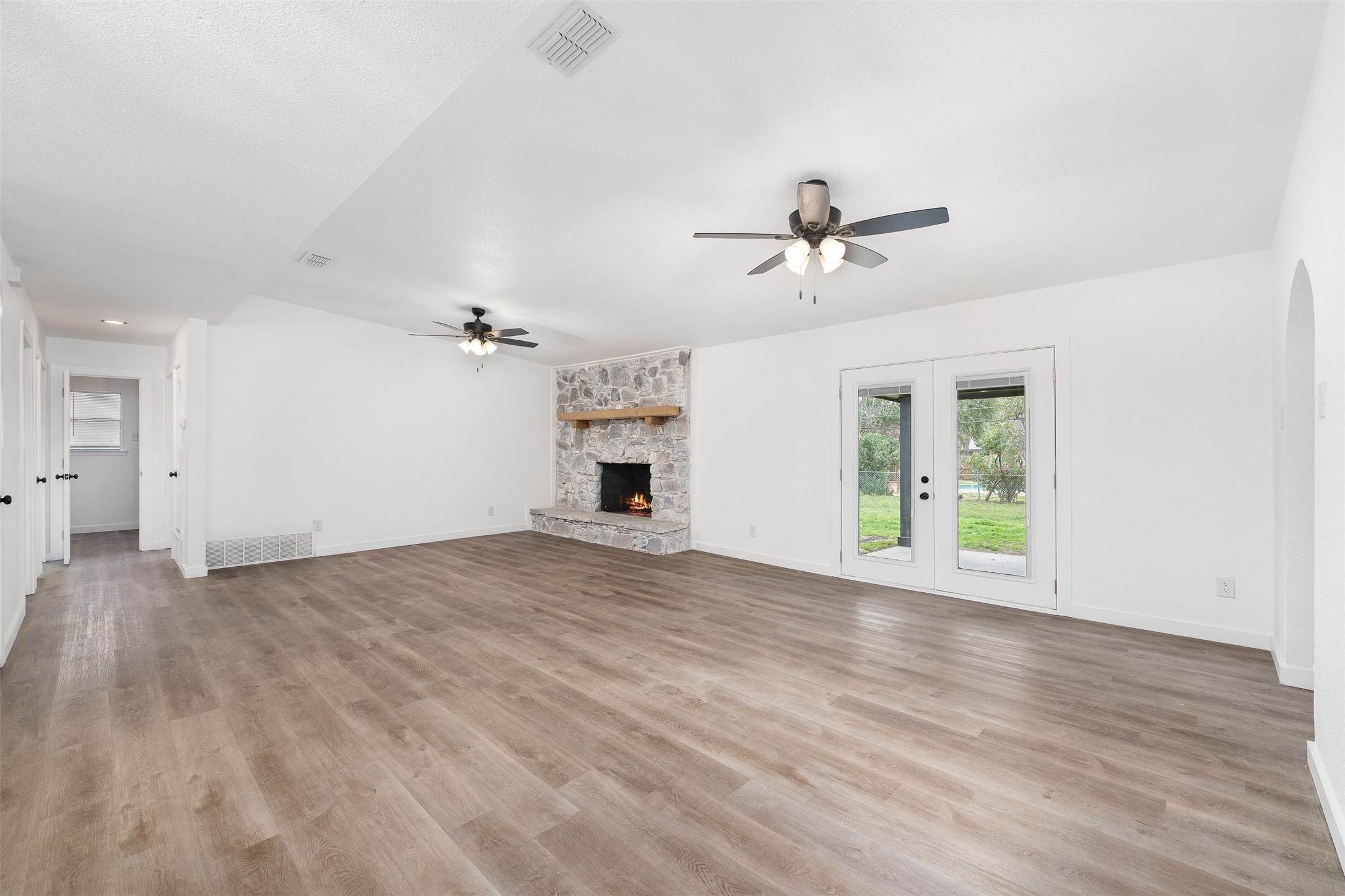 3215 Glenmont Drive
