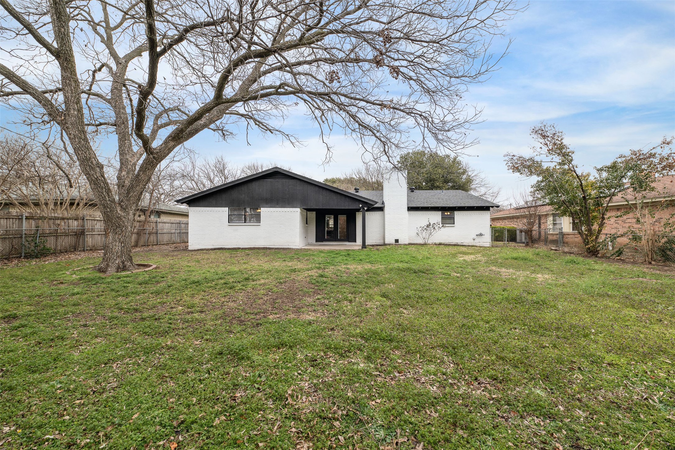 3215 Glenmont Drive
