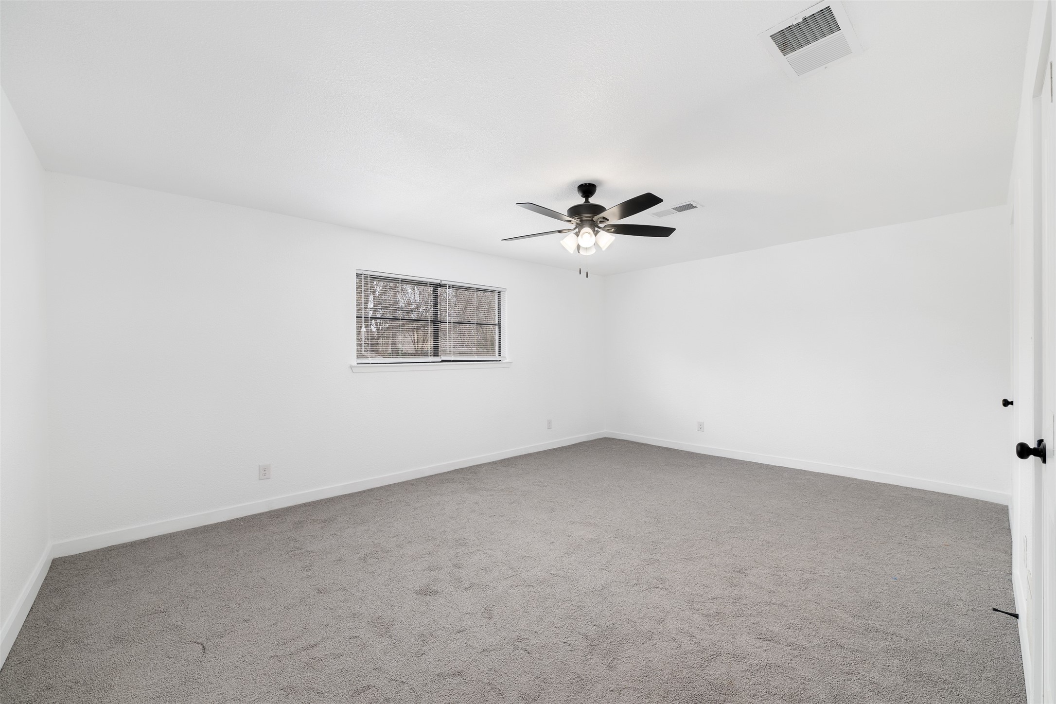 3215 Glenmont Drive