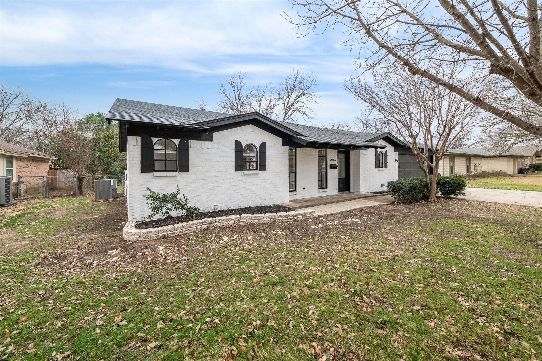 3215 Glenmont Drive
