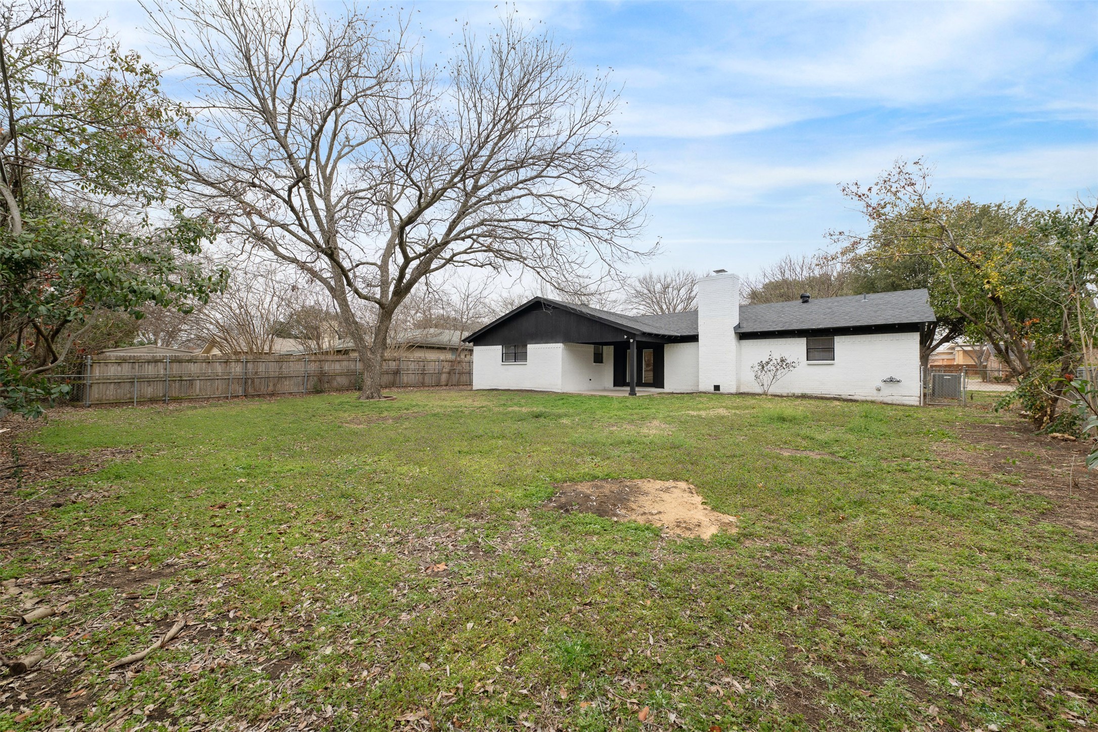 3215 Glenmont Drive