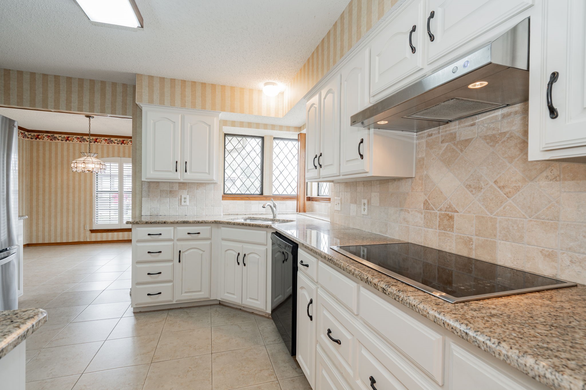 3609 Oakmont Drive