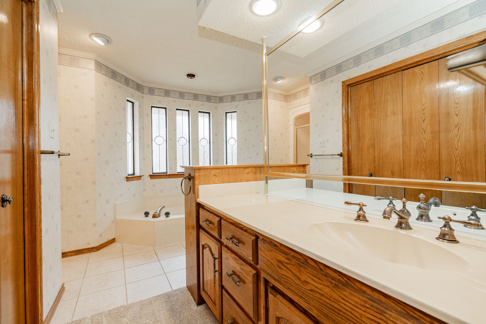 3609 Oakmont Drive