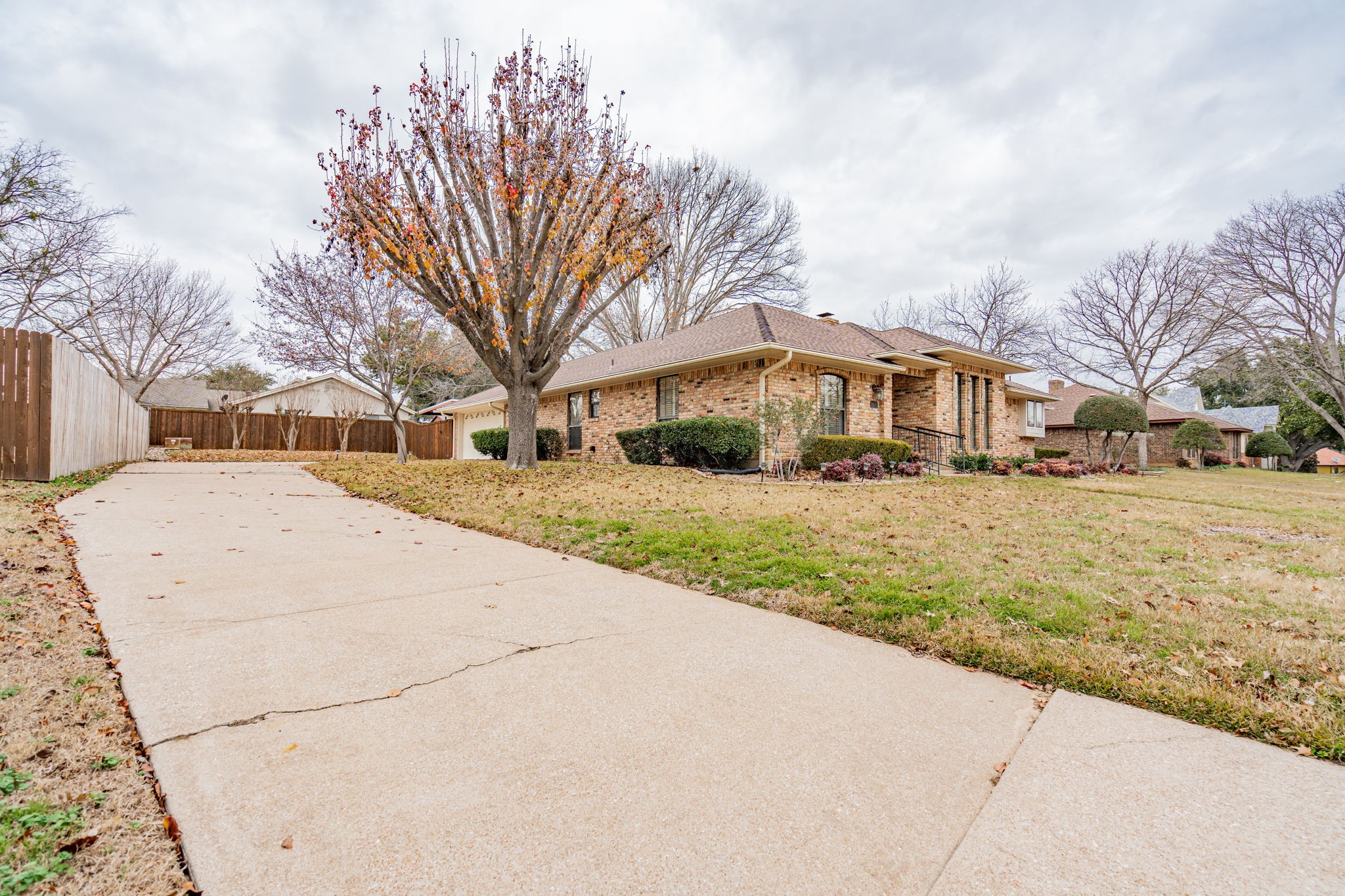 3609 Oakmont Drive