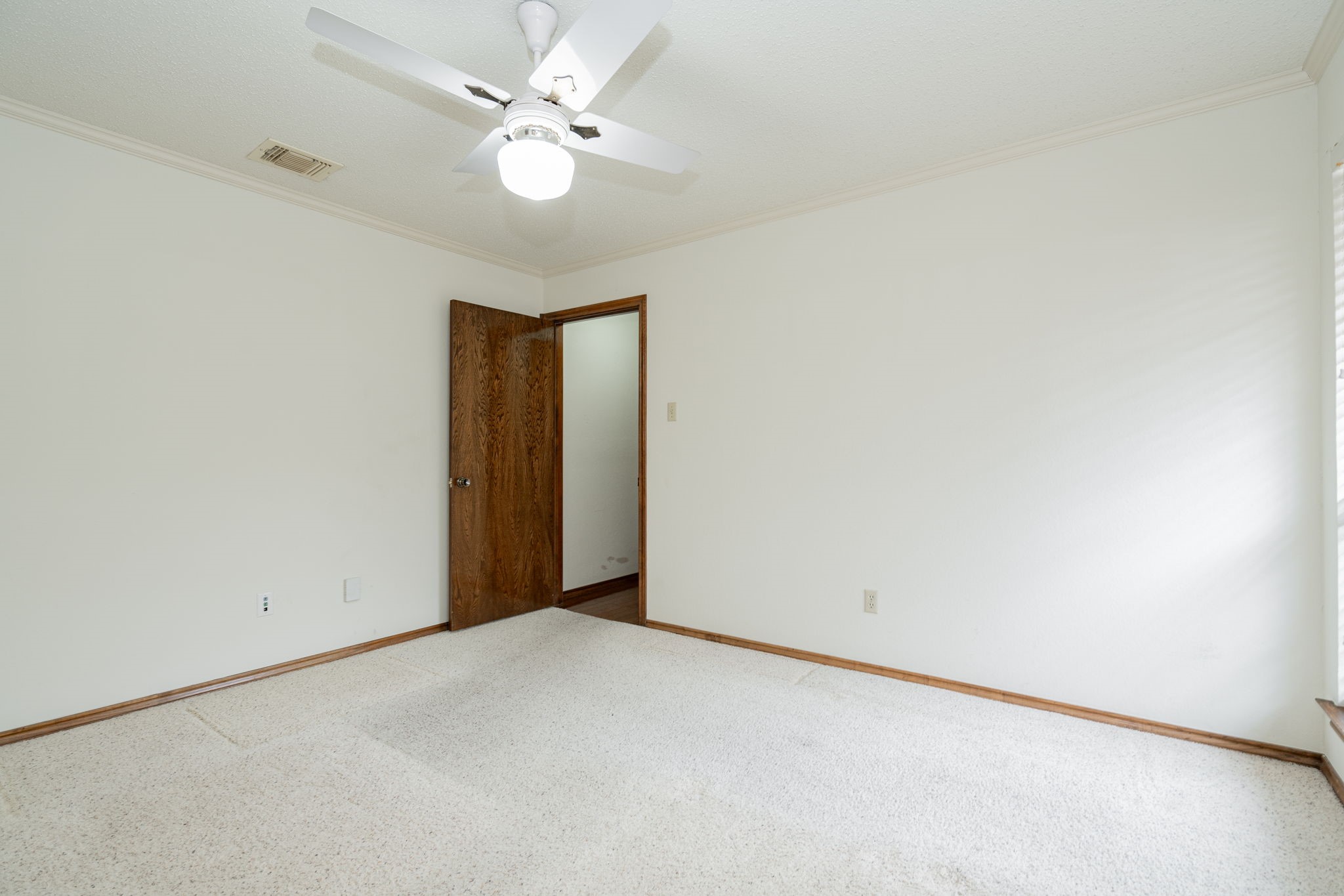 3609 Oakmont Drive