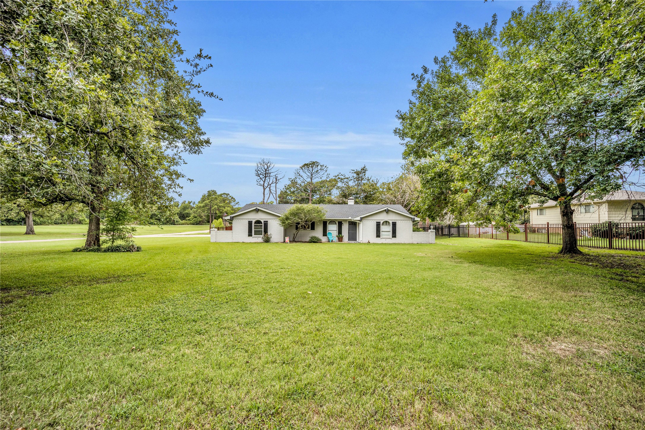 605 Hills Lane